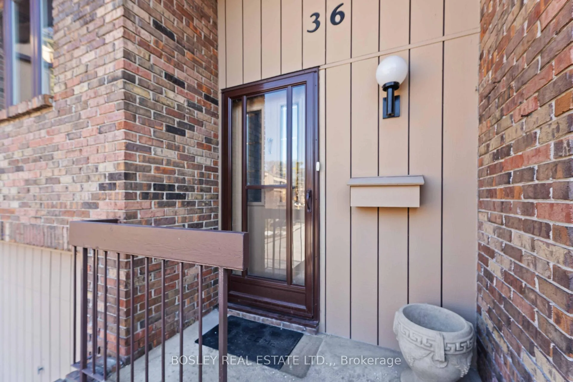 Photo 40 of Unit 36, 178 Scott Street, St. Catharines, Fairview — HOMEH