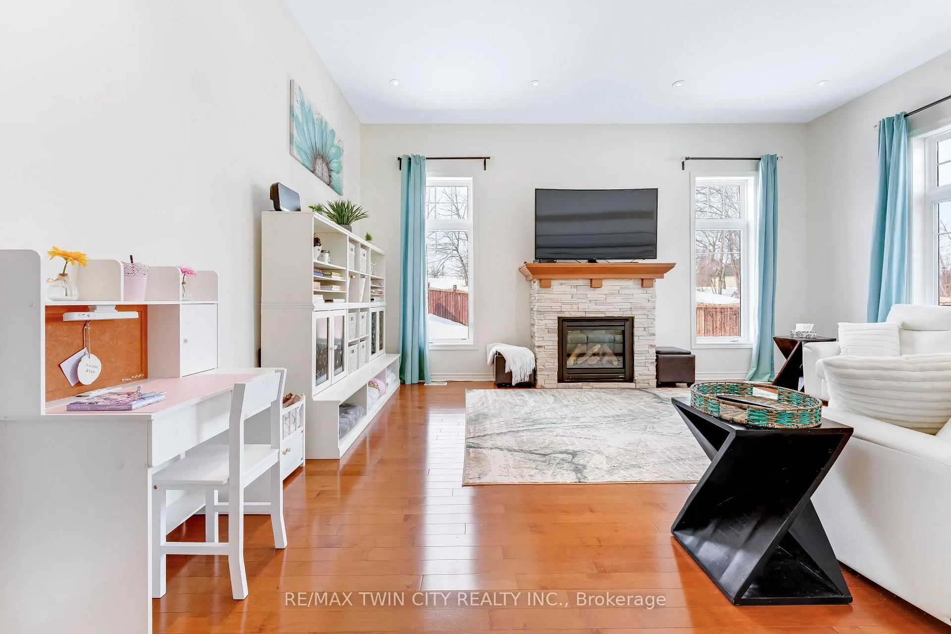 Photo 6 of 127 Eliza Avenue, Kitchener — HOMEH