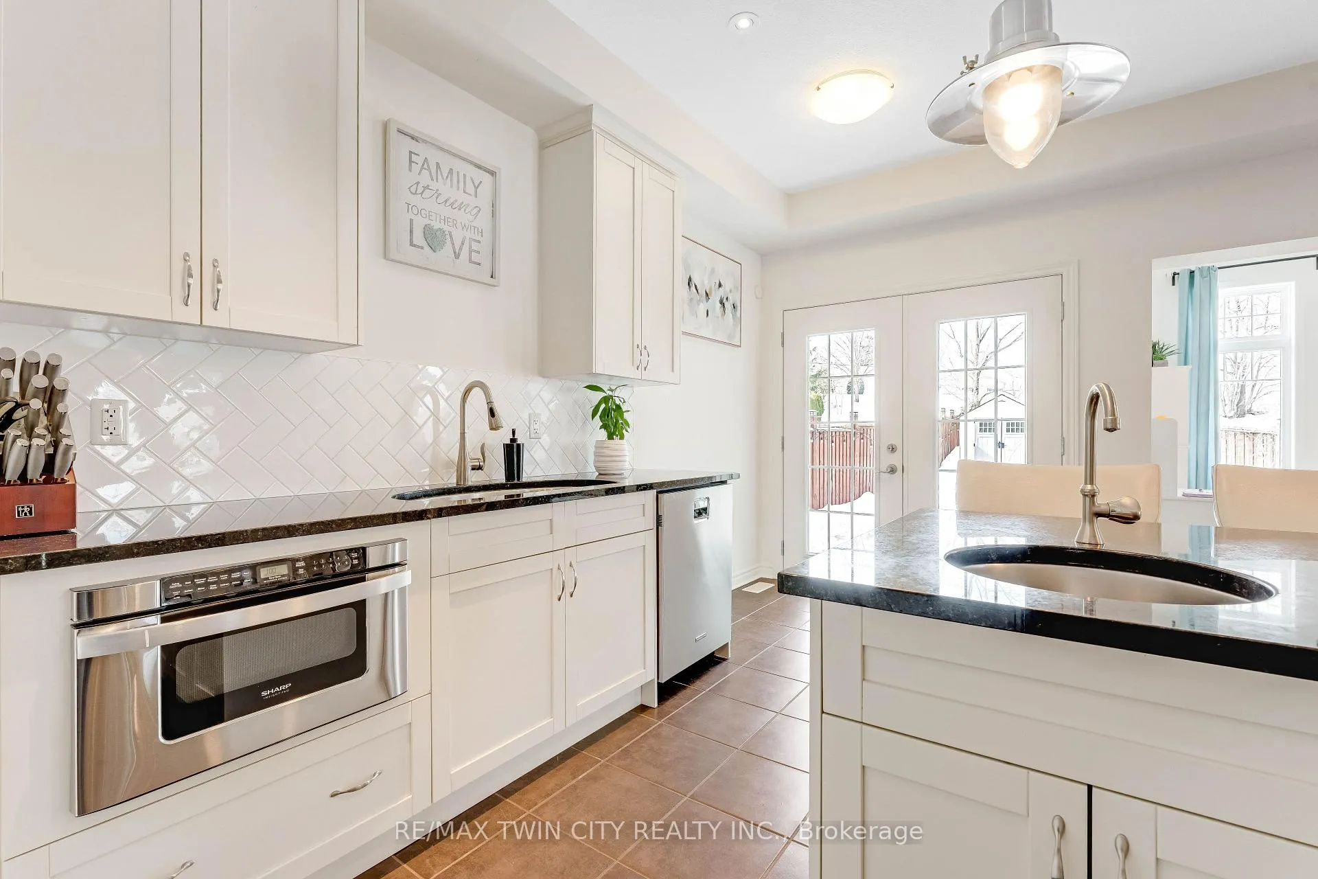 Photo 13 of 127 Eliza Avenue, Kitchener — HOMEH