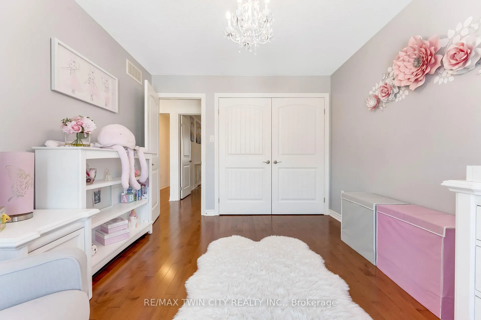 Photo 34 of 127 Eliza Avenue, Kitchener — HOMEH