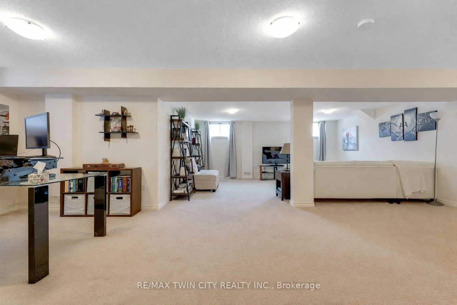 Photo 37 of 127 Eliza Avenue, Kitchener — HOMEH