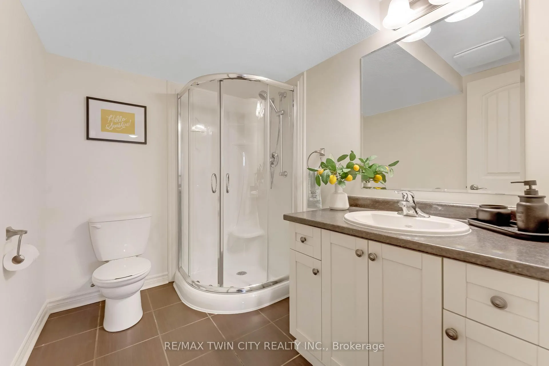 Photo 39 of 127 Eliza Avenue, Kitchener — HOMEH