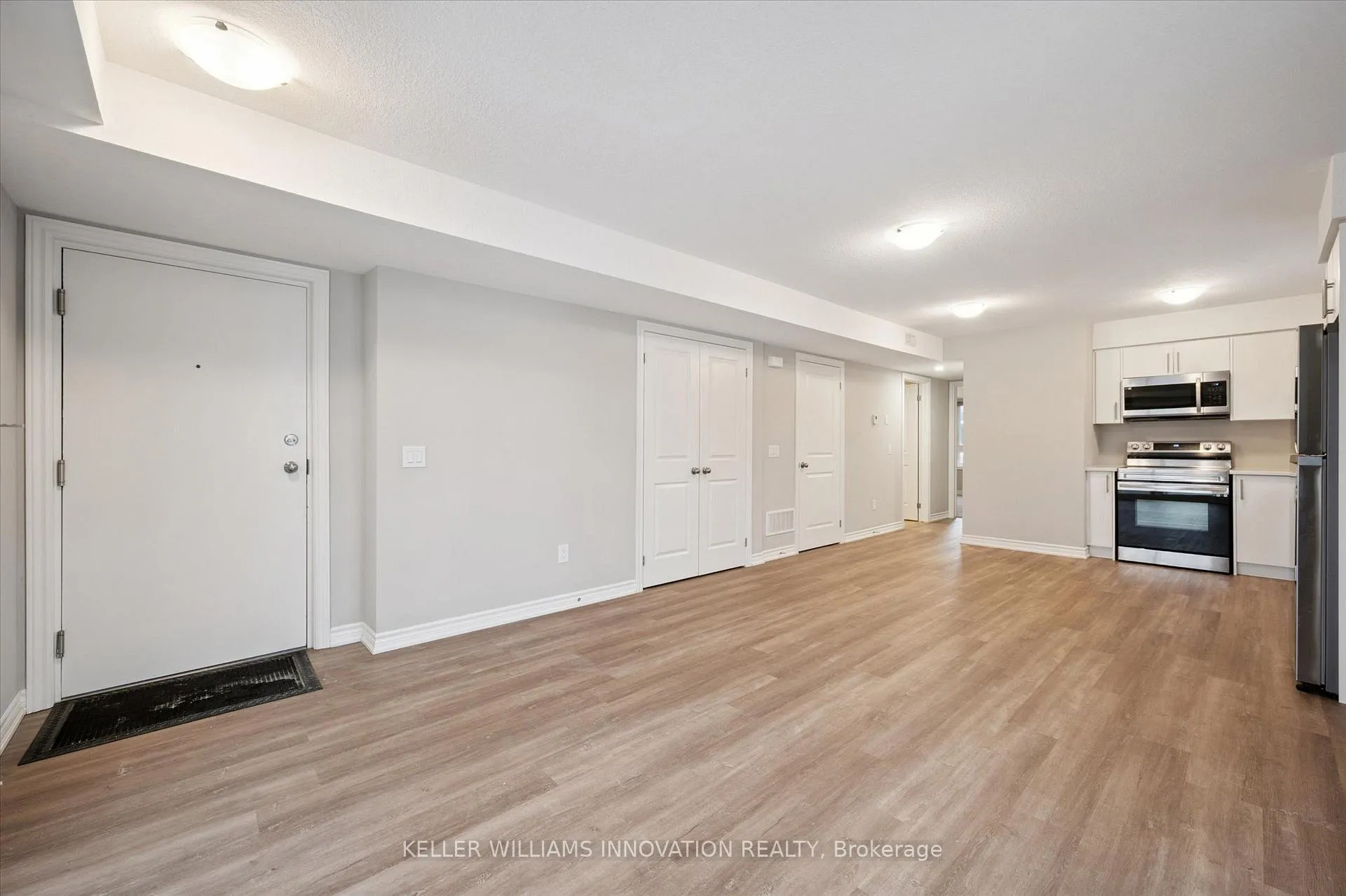 Photo 5 of 239 Chapel Hill Drive, Kitchener — HOMEH