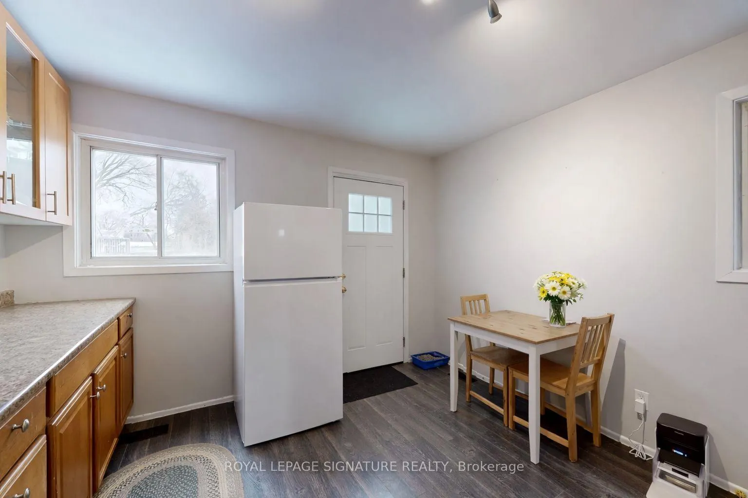 Photo 5 of Unit Main, 117 Hampton Avenue, Toronto, North Riverdale — HOMEH