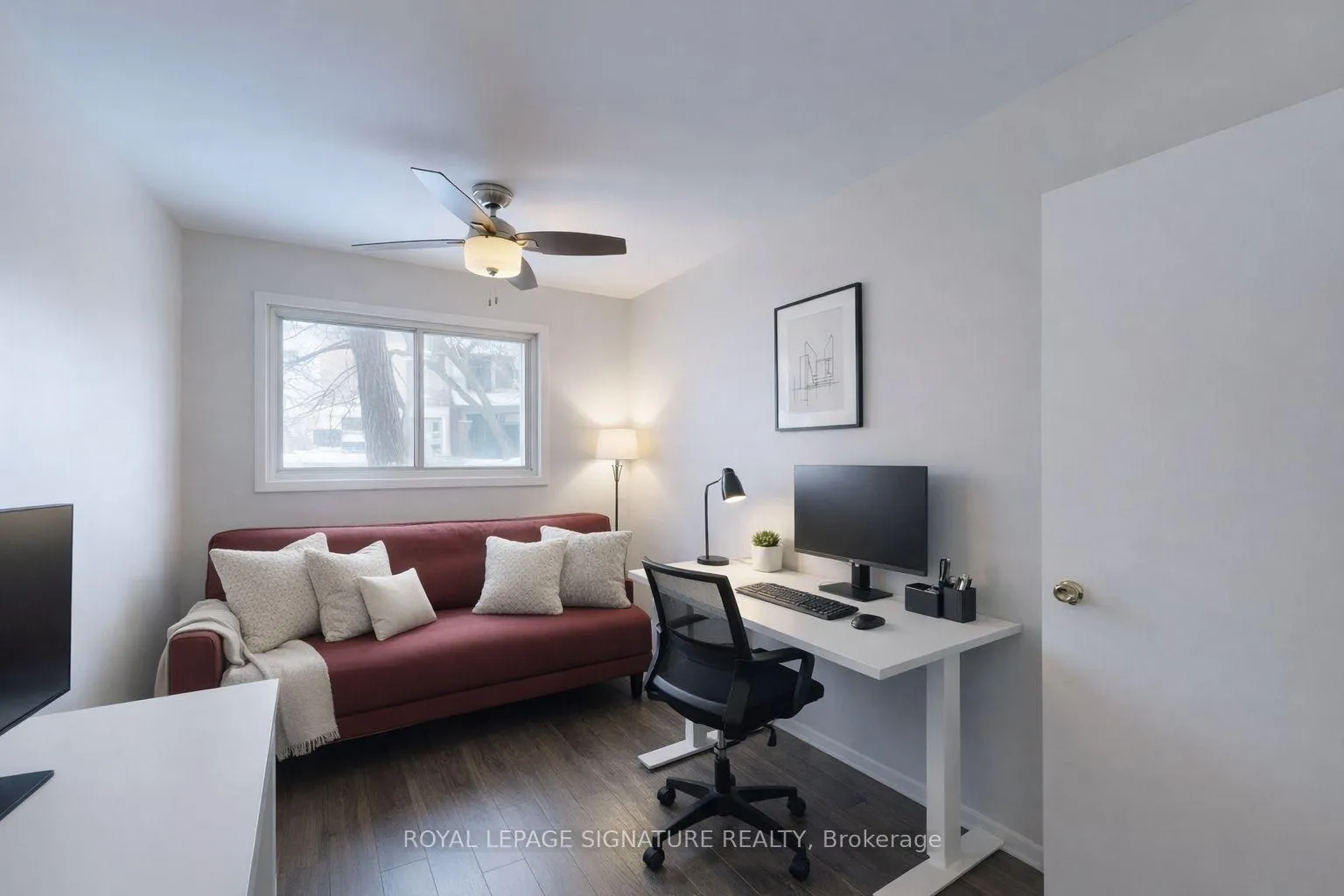Photo 9 of Unit Main, 117 Hampton Avenue, Toronto, North Riverdale — HOMEH