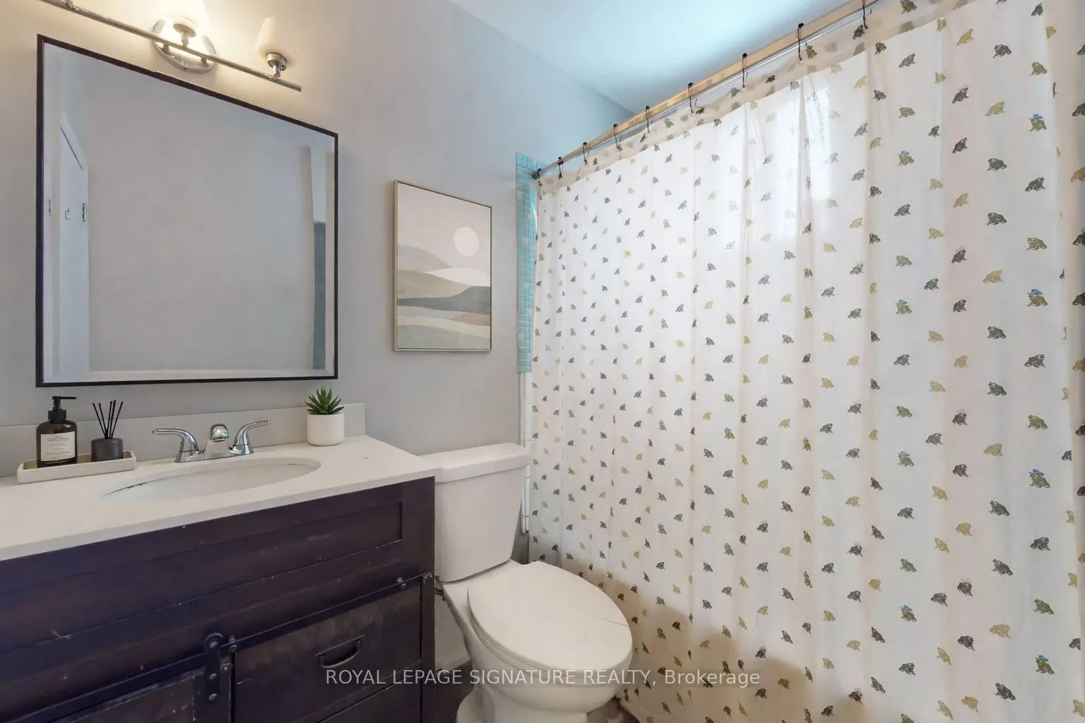 Photo 11 of Unit Main, 117 Hampton Avenue, Toronto, North Riverdale — HOMEH