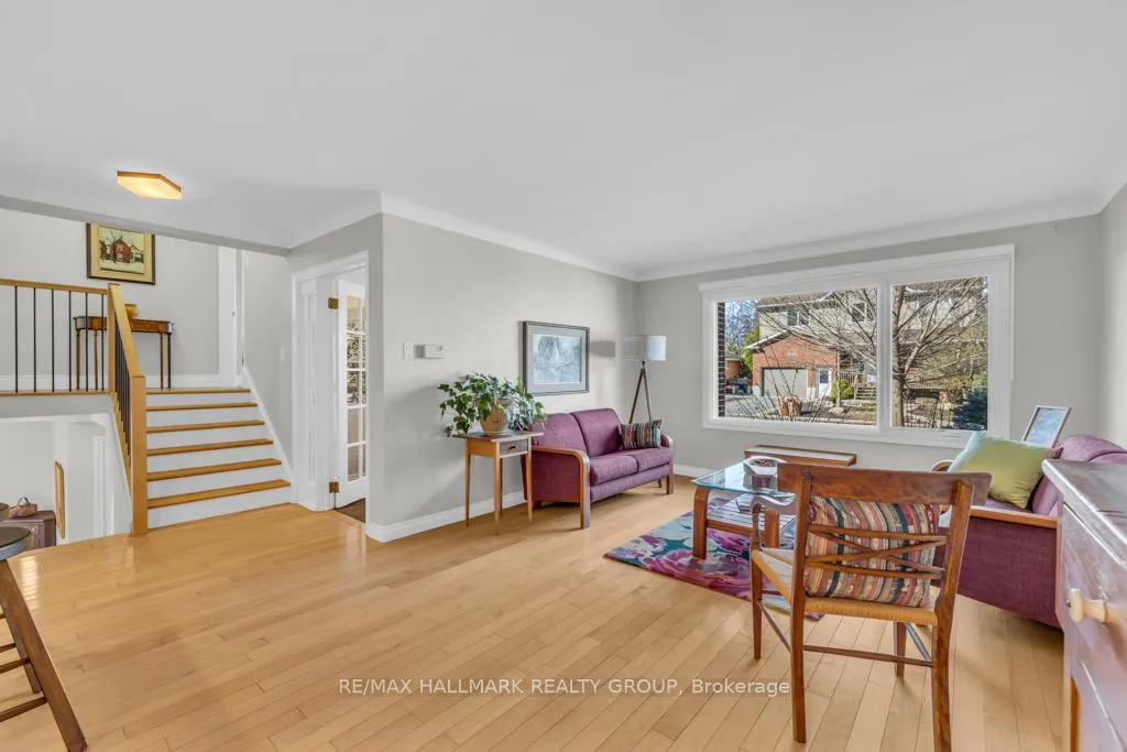 Photo 5 of 655 Mansfield Avenue, Ottawa, Laurentianview — HOMEH