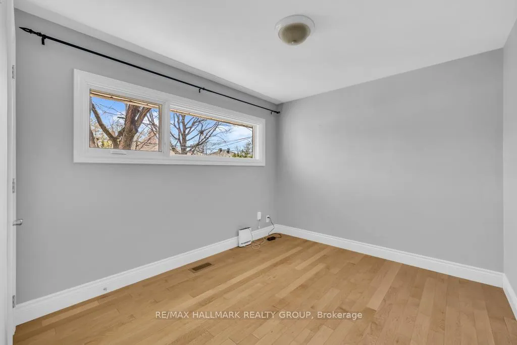 Photo 20 of 655 Mansfield Avenue, Ottawa, Laurentianview — HOMEH