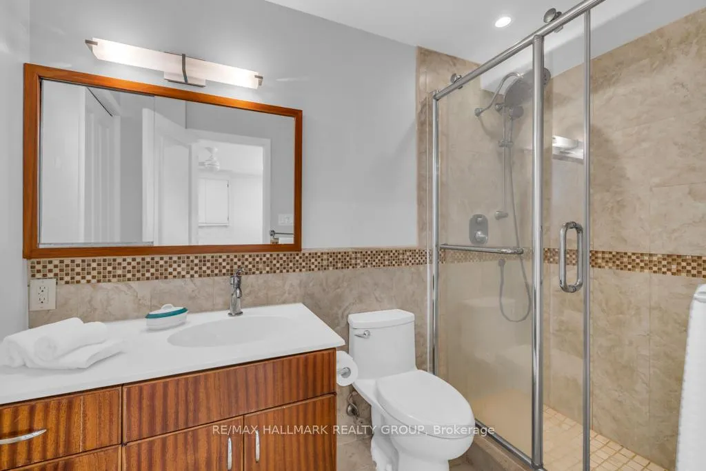 Photo 25 of 655 Mansfield Avenue, Ottawa, Laurentianview — HOMEH