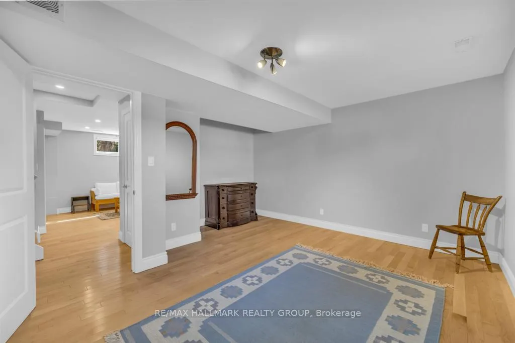 Photo 27 of 655 Mansfield Avenue, Ottawa, Laurentianview — HOMEH