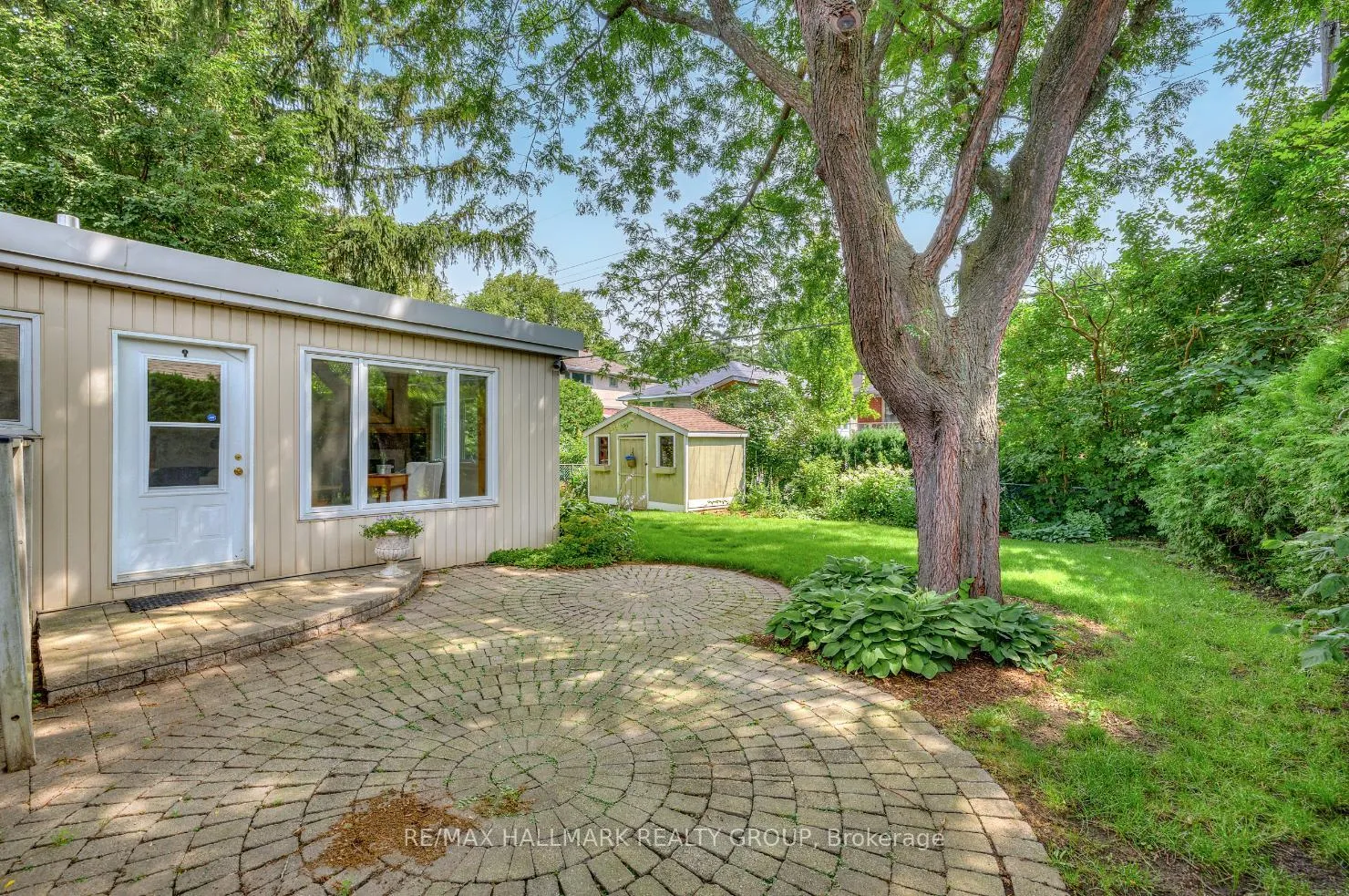 Photo 29 of 655 Mansfield Avenue, Ottawa, Laurentianview — HOMEH