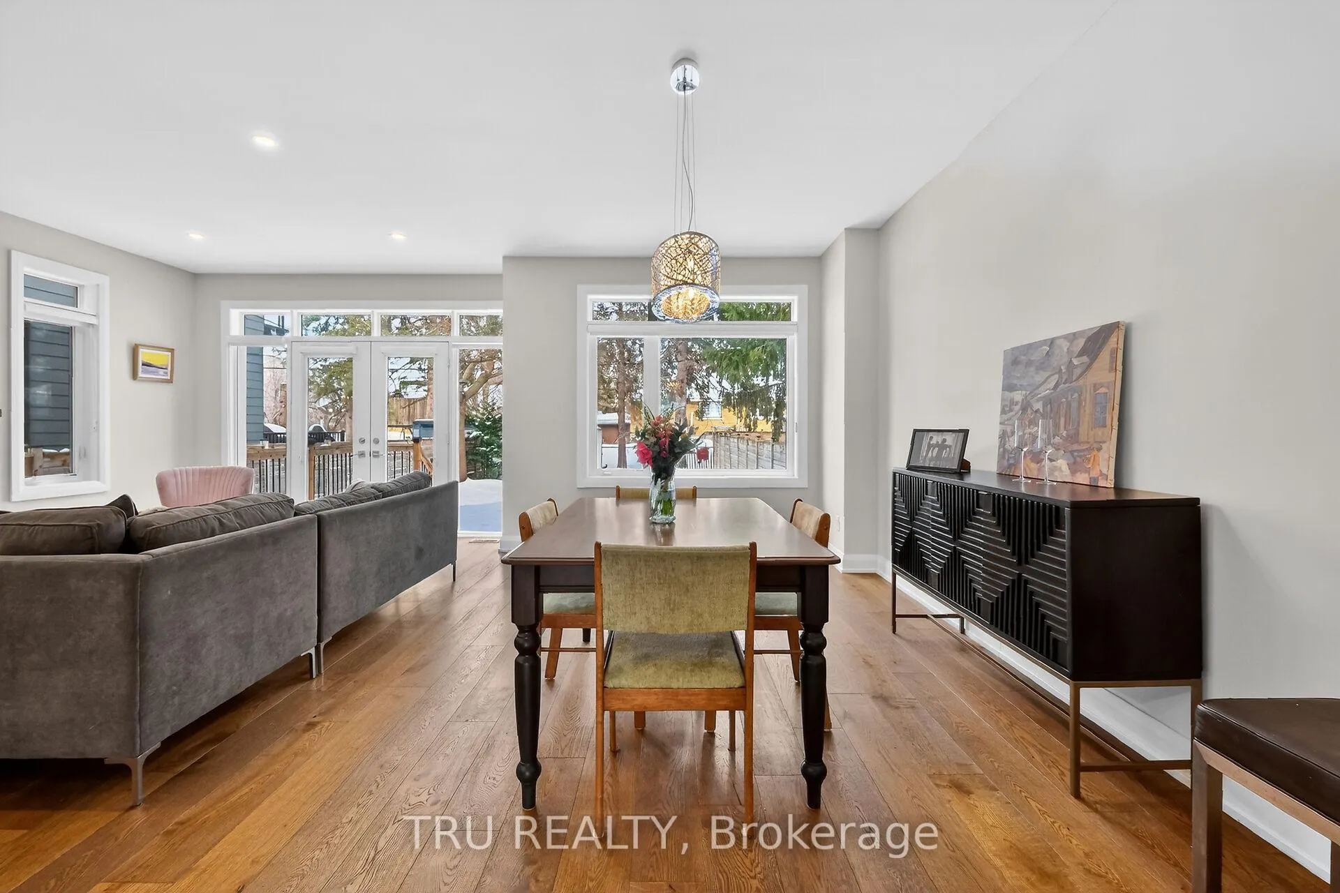 Photo 12 of 839 Riddell Avenue N, Ottawa, McKellar Heights/Glabar Park — HOMEH