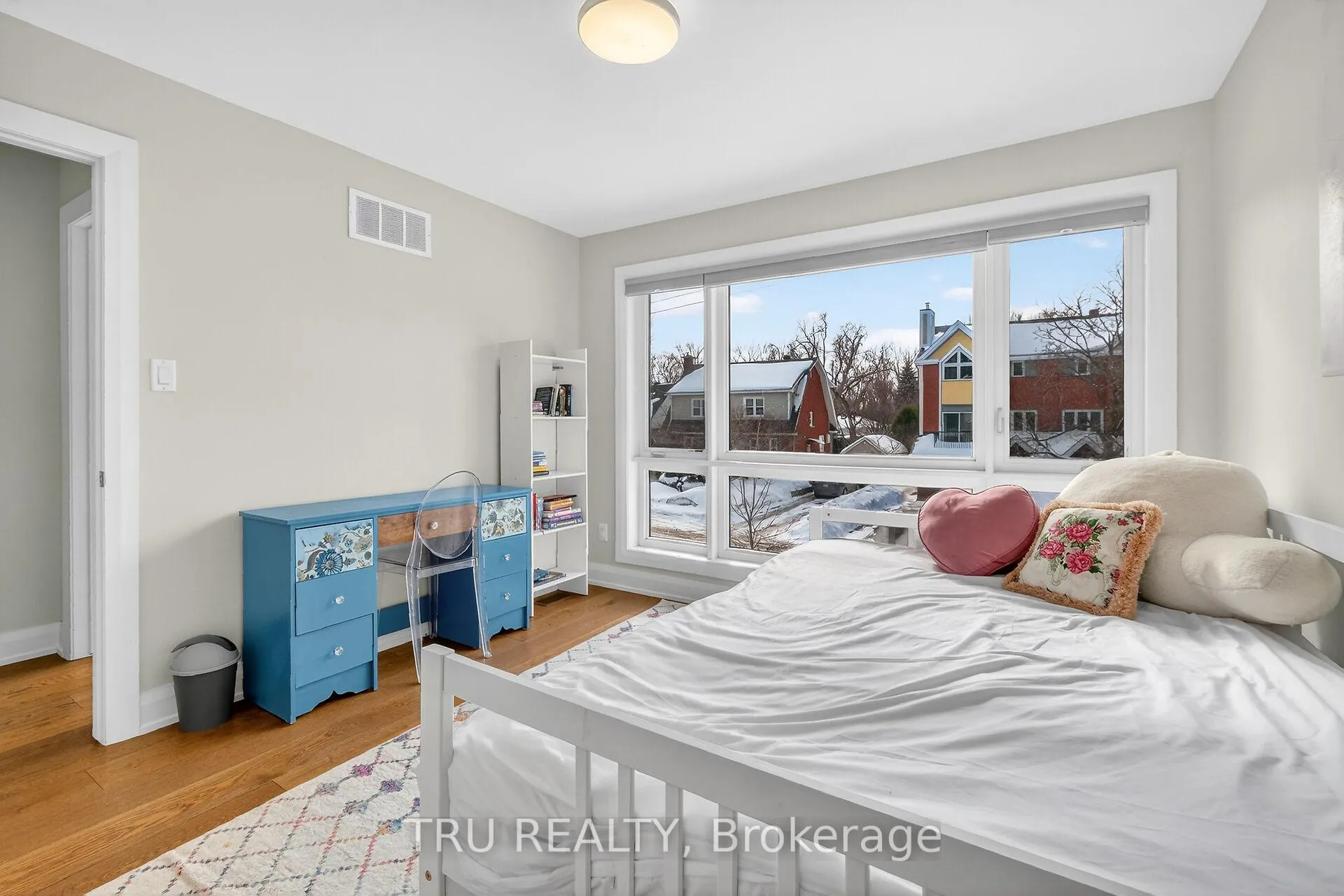 Photo 21 of 839 Riddell Avenue N, Ottawa, McKellar Heights/Glabar Park — HOMEH