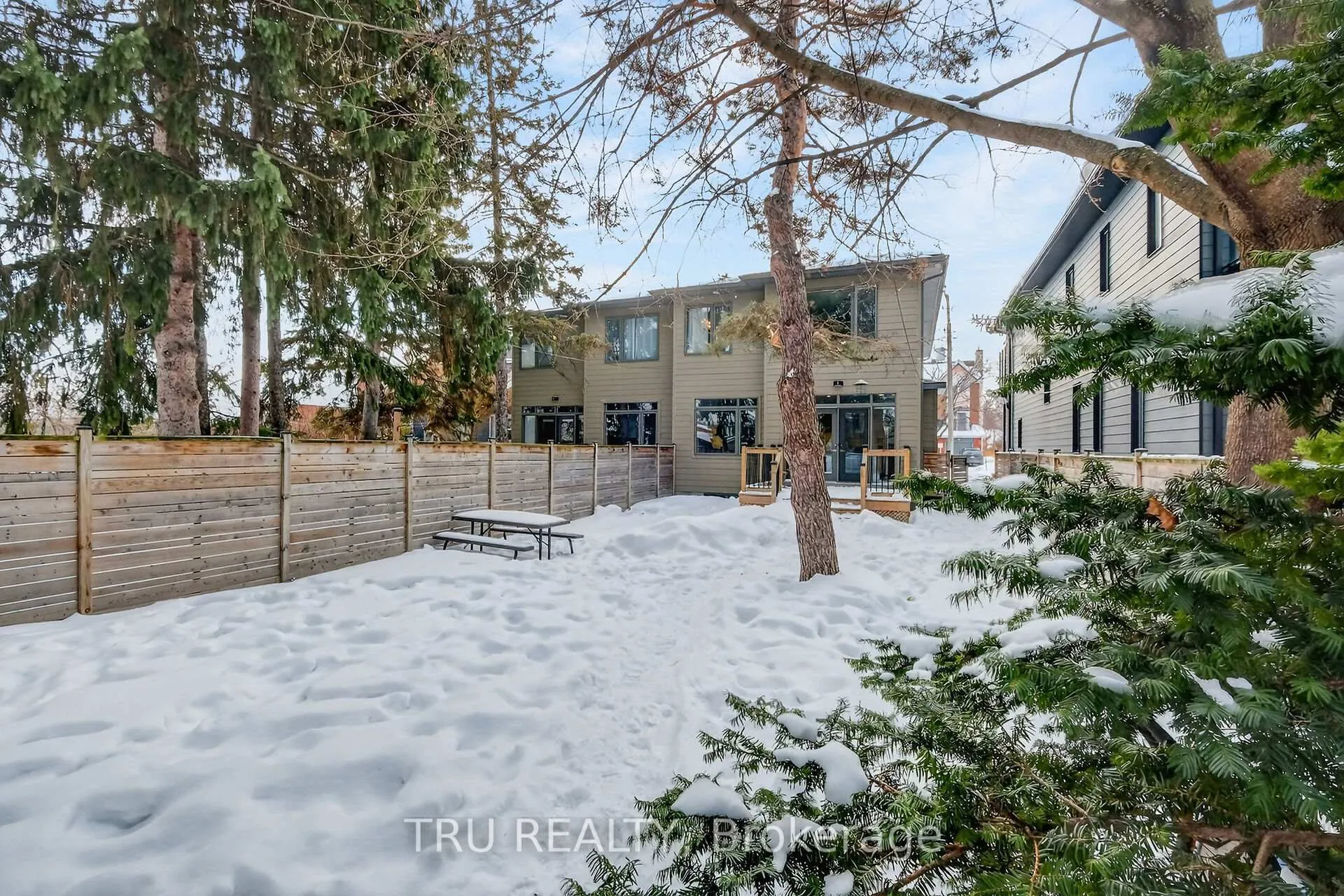 Photo 36 of 839 Riddell Avenue N, Ottawa, McKellar Heights/Glabar Park — HOMEH