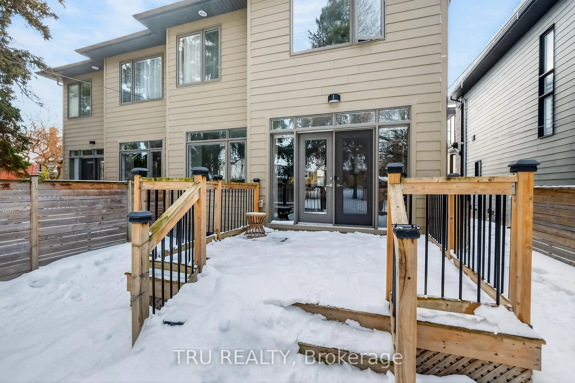 Photo 37 of 839 Riddell Avenue N, Ottawa, McKellar Heights/Glabar Park — HOMEH
