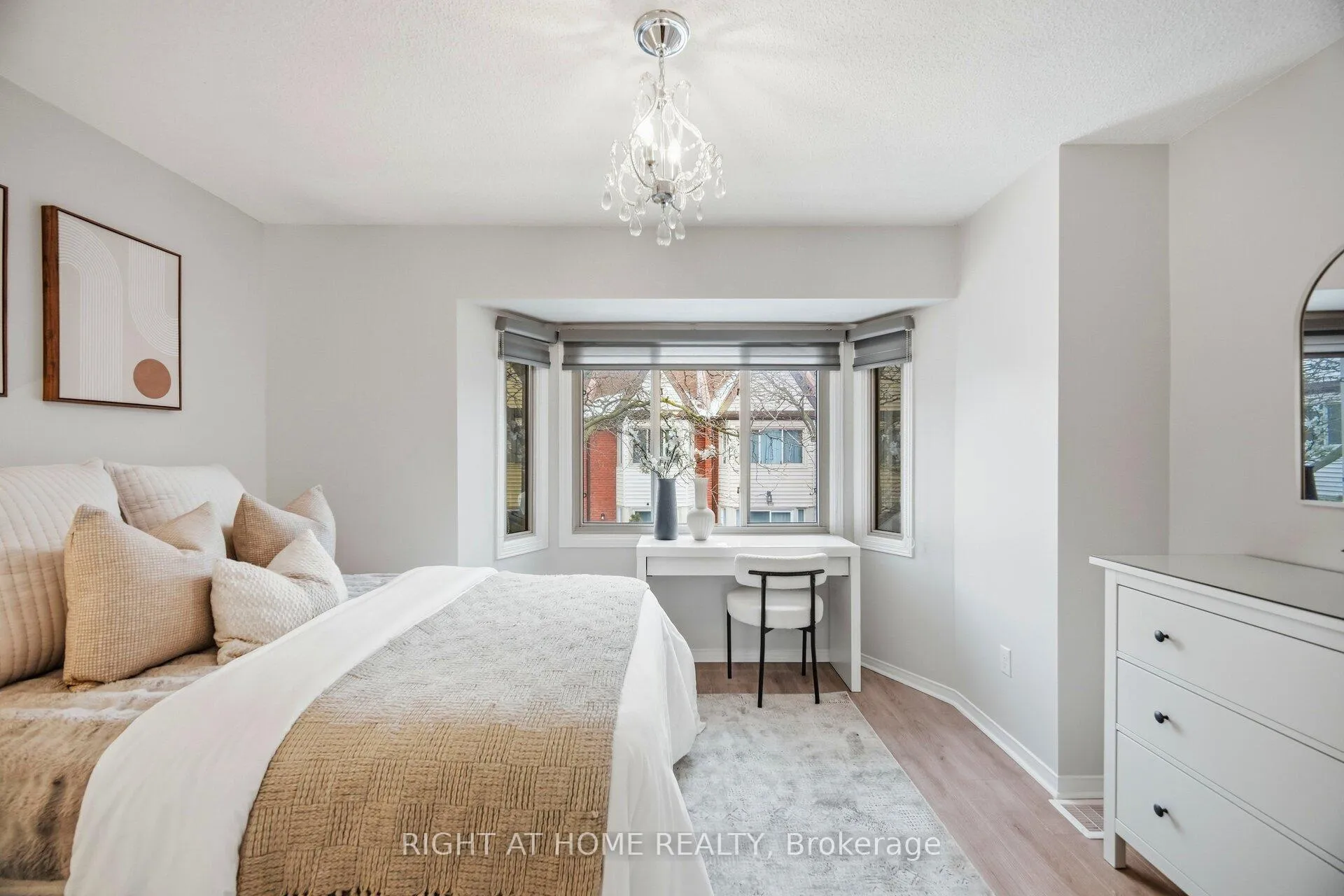 Photo 26 of Unit 533, 895 Maple Avenue, Burlington, Brant — HOMEH