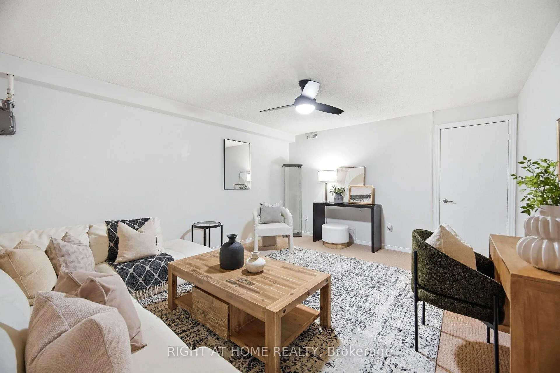 Photo 31 of Unit 533, 895 Maple Avenue, Burlington, Brant — HOMEH