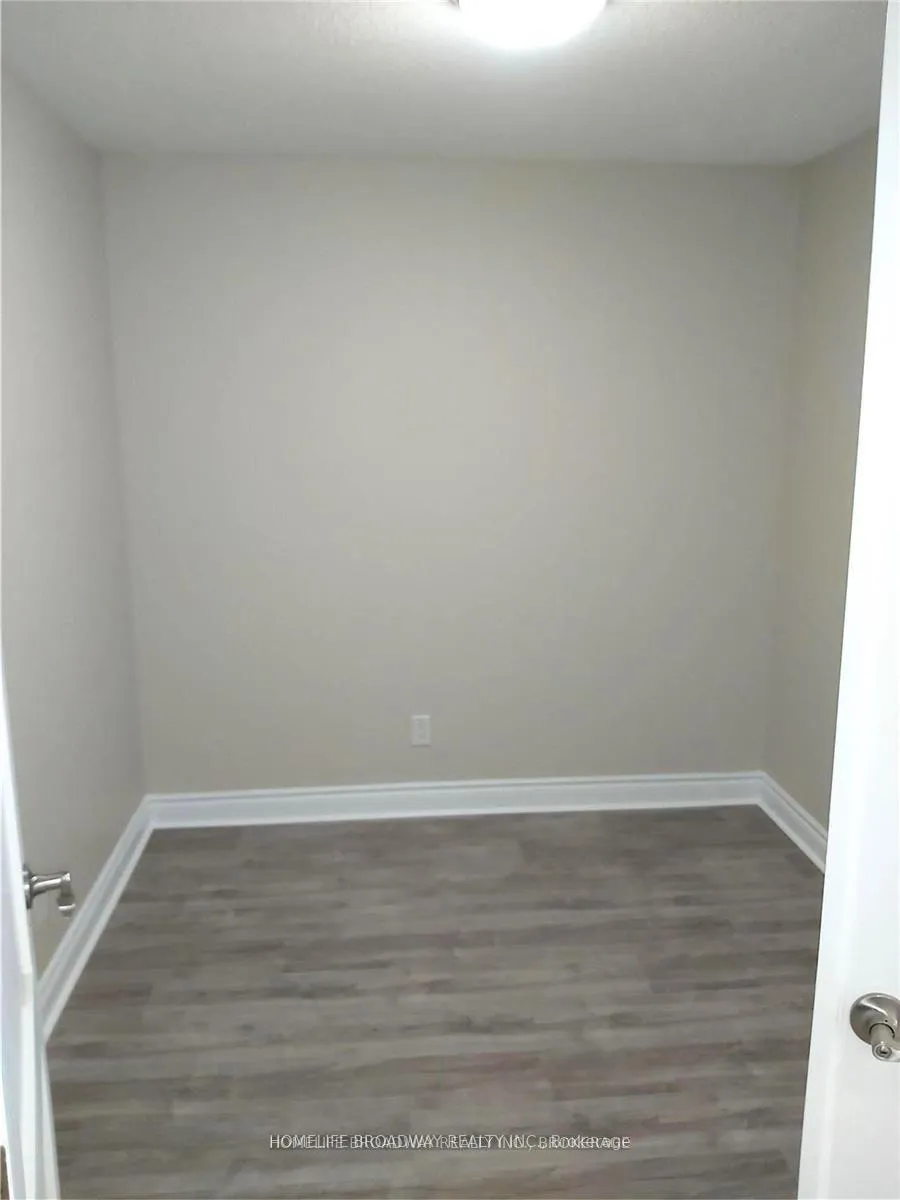 Photo 7 of Unit 308, 88 Times Avenue, Markham, Commerce Valley — HOMEH