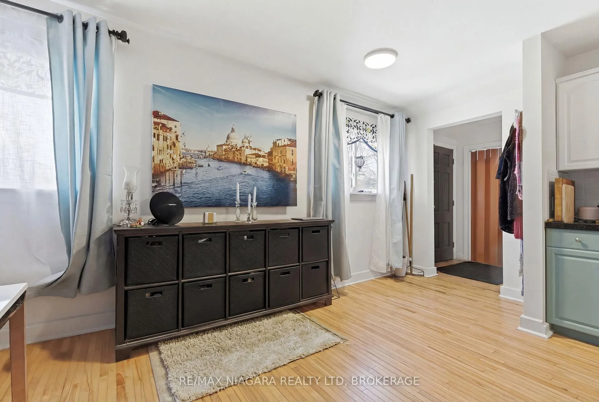 Photo 12 of 5 Pawling Street, St. Catharines, Port Dalhousie — HOMEH