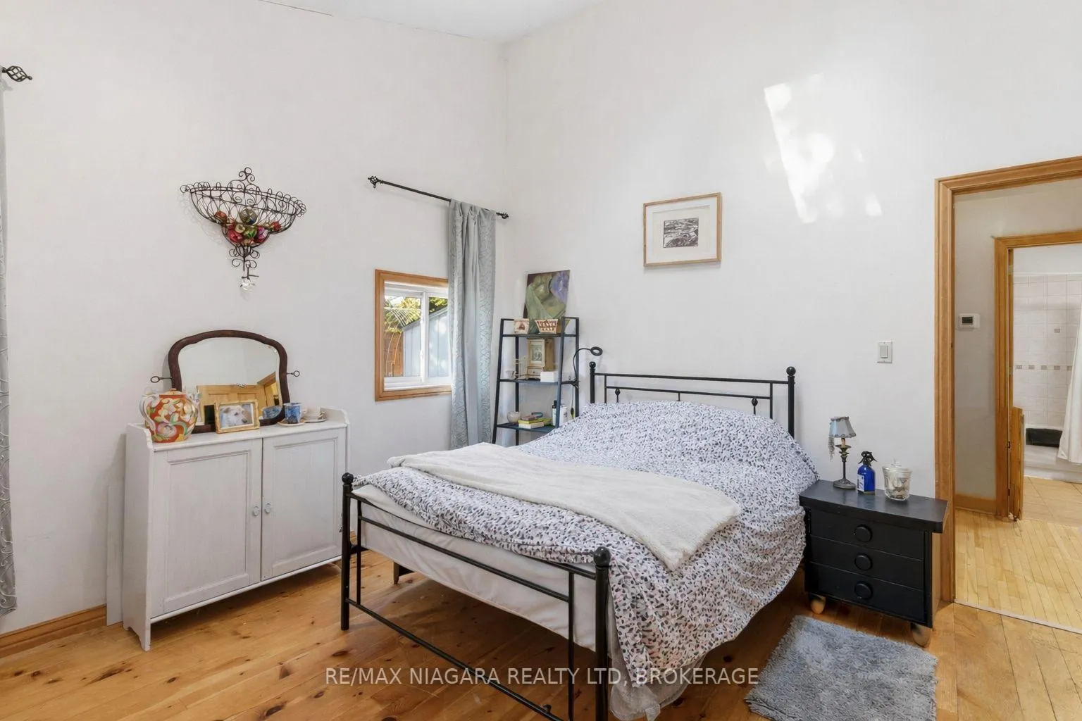 Photo 20 of 5 Pawling Street, St. Catharines, Port Dalhousie — HOMEH