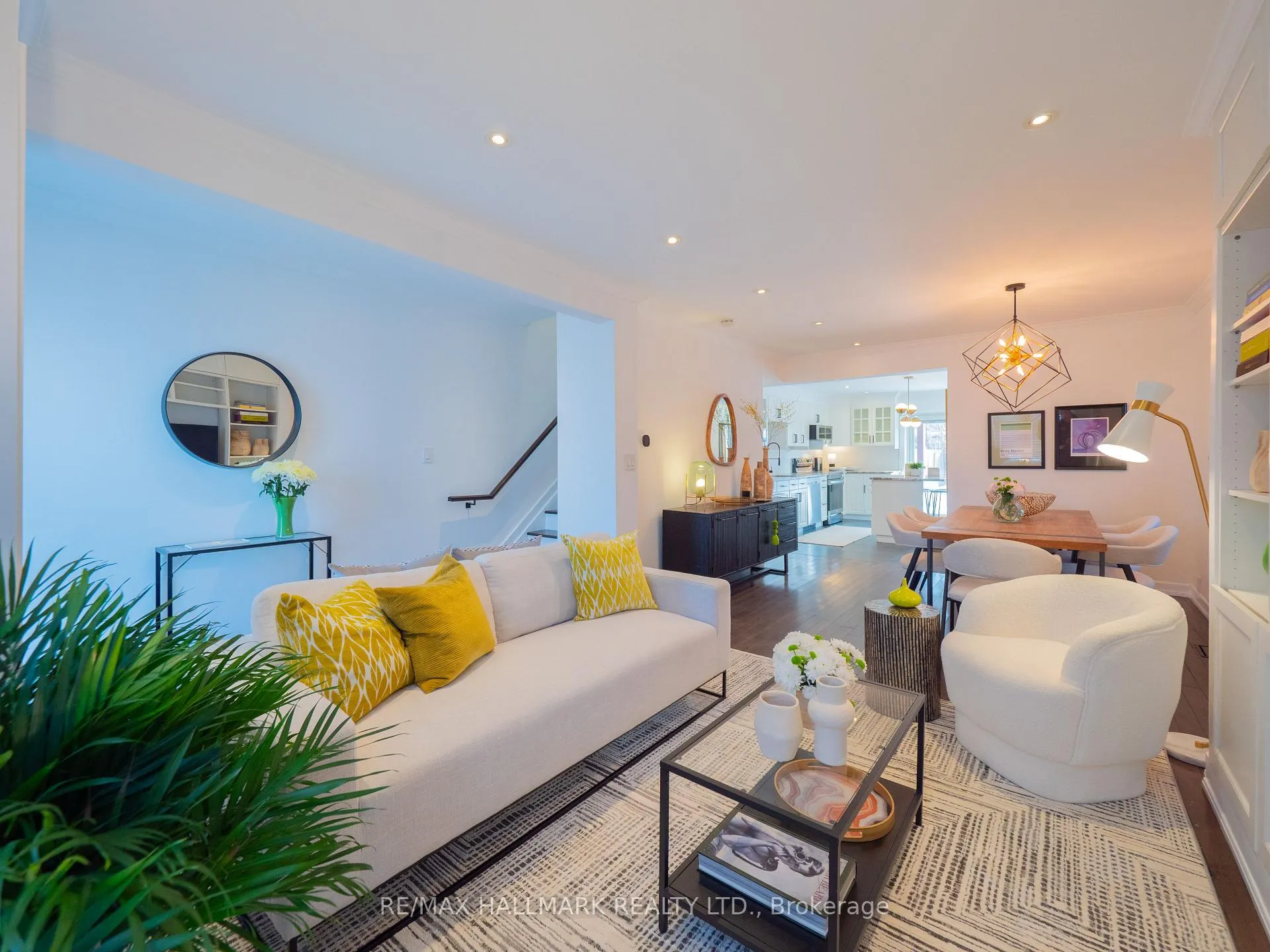 Photo 9 of 71 Ashdale Avenue, Toronto, Greenwood-Coxwell — HOMEH