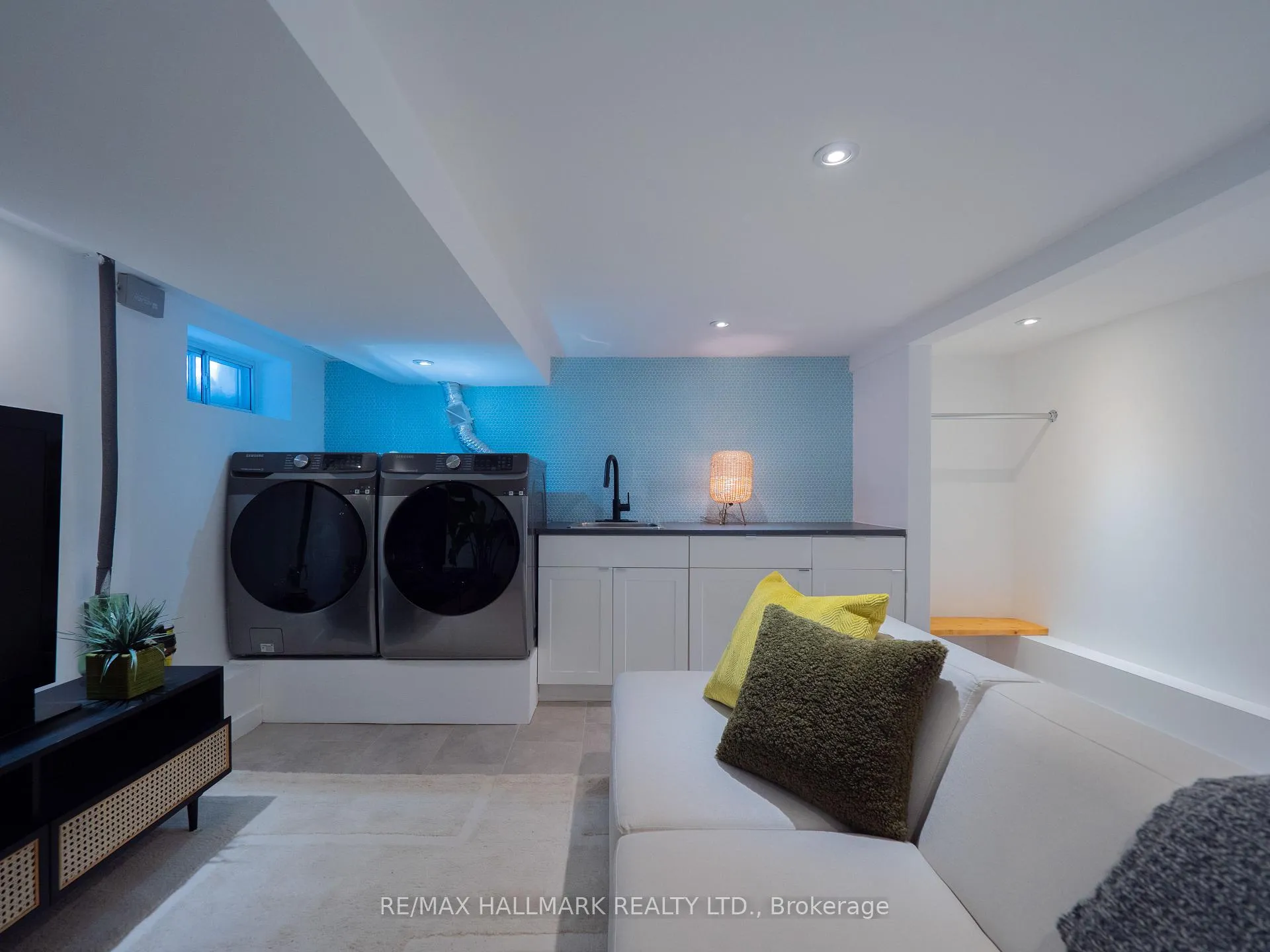 Photo 38 of 71 Ashdale Avenue, Toronto, Greenwood-Coxwell — HOMEH