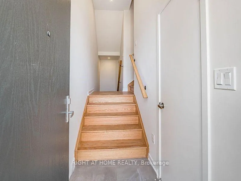 Photo 2 of 21 Lambert Lane, Caledon, Bolton East — HOMEH