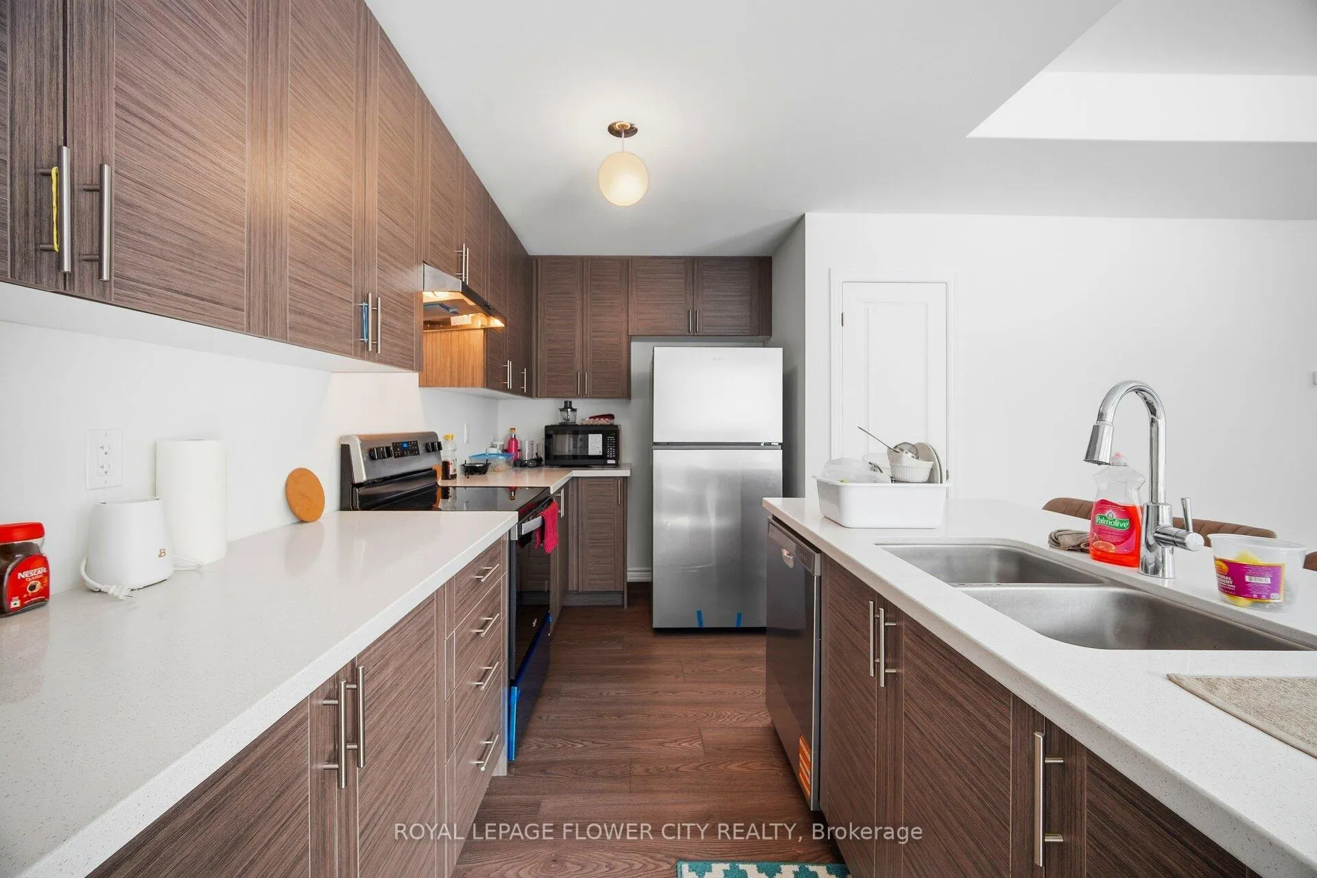Photo 12 of 174 Petch Avenue, Caledon, Rural Caledon — HOMEH