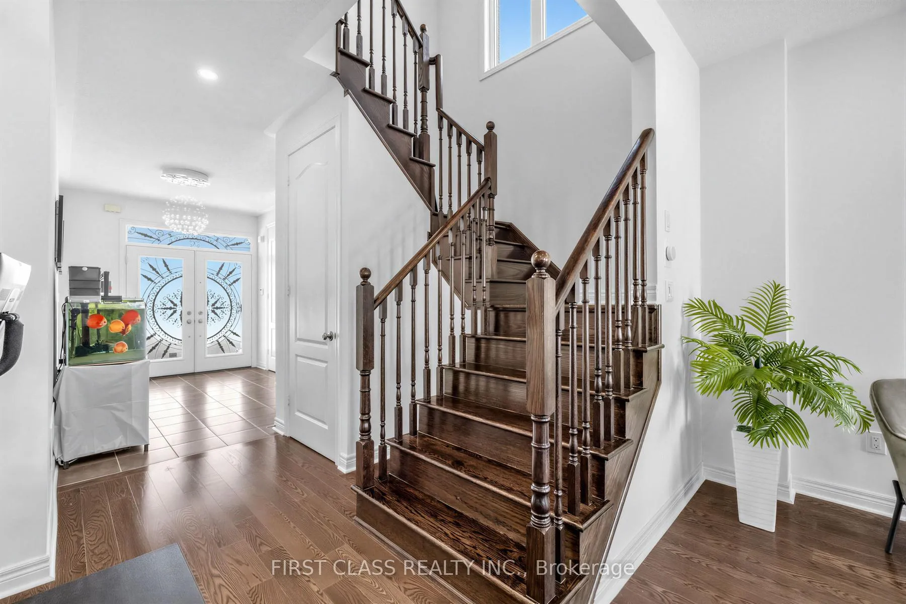Photo 23 of 275 William Graham Drive, Aurora, Rural Aurora — HOMEH