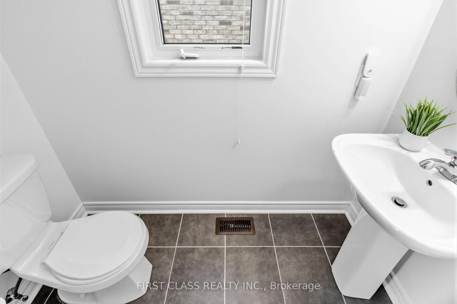 Photo 39 of 275 William Graham Drive, Aurora, Rural Aurora — HOMEH