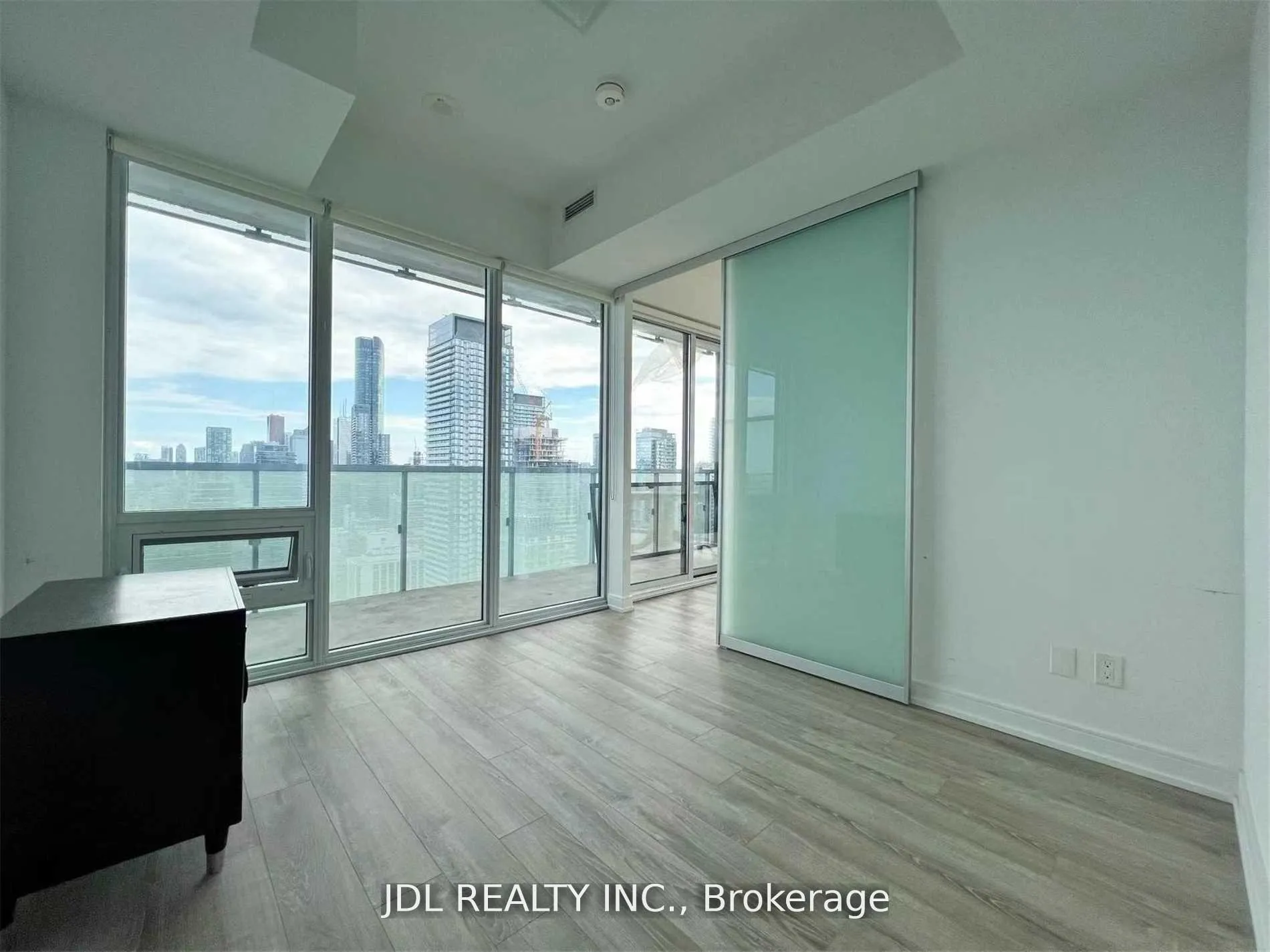 Photo 6 of Unit 3502, 28 Wellesley Street E, Toronto, Church-Yonge Corridor — HOMEH