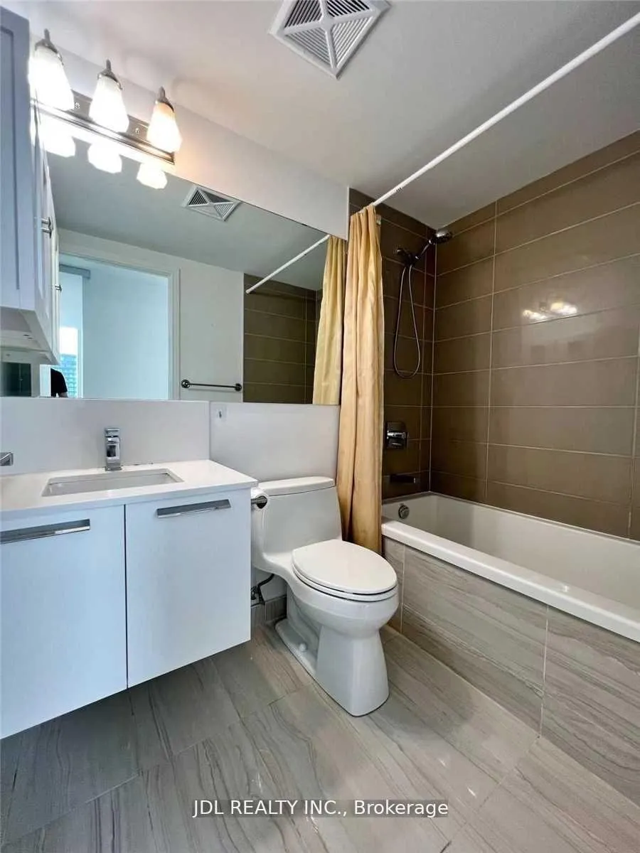 Photo 7 of Unit 3502, 28 Wellesley Street E, Toronto, Church-Yonge Corridor — HOMEH