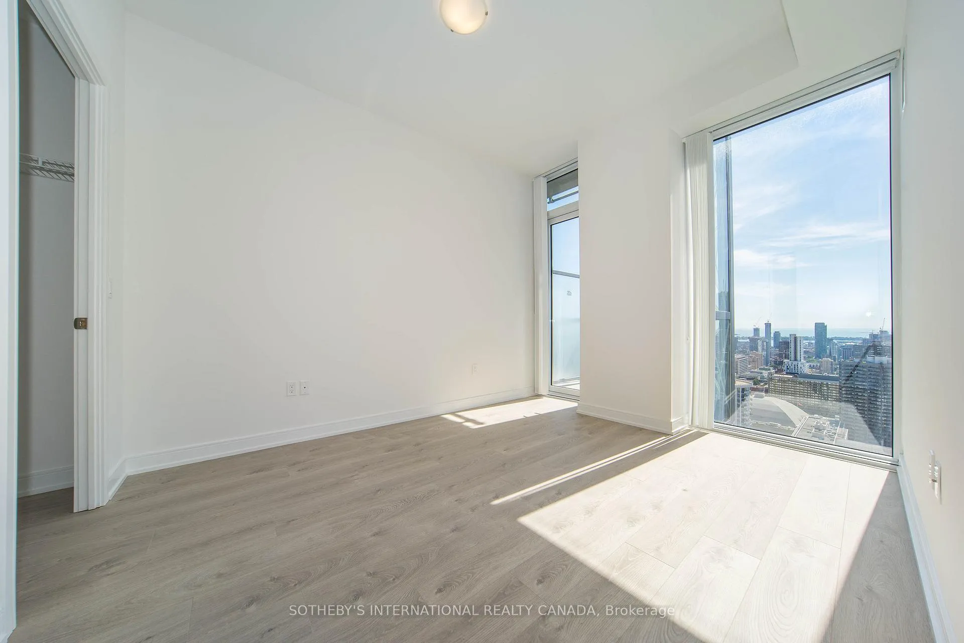 Photo 9 of Unit PH10, 50 Wellesley Street E, Toronto, Church-Yonge Corridor — HOMEH