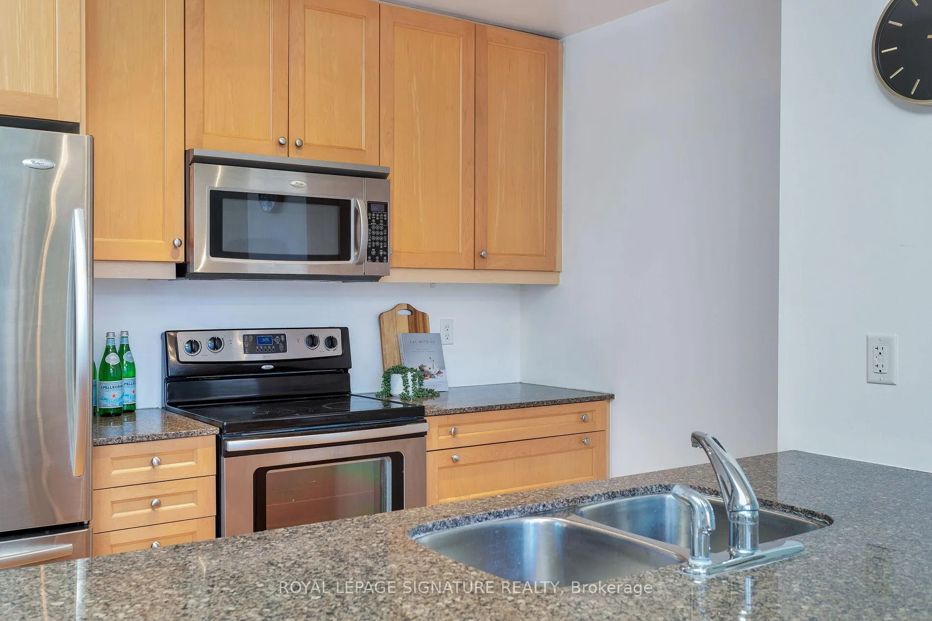 Photo 12 of Unit M8, 539 Jarvis Street, Toronto, North St. James Town — HOMEH