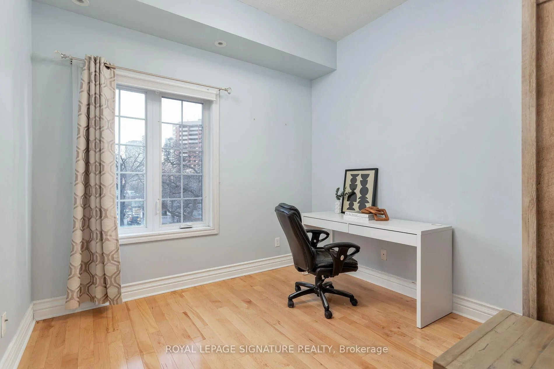 Photo 14 of Unit M8, 539 Jarvis Street, Toronto, North St. James Town — HOMEH