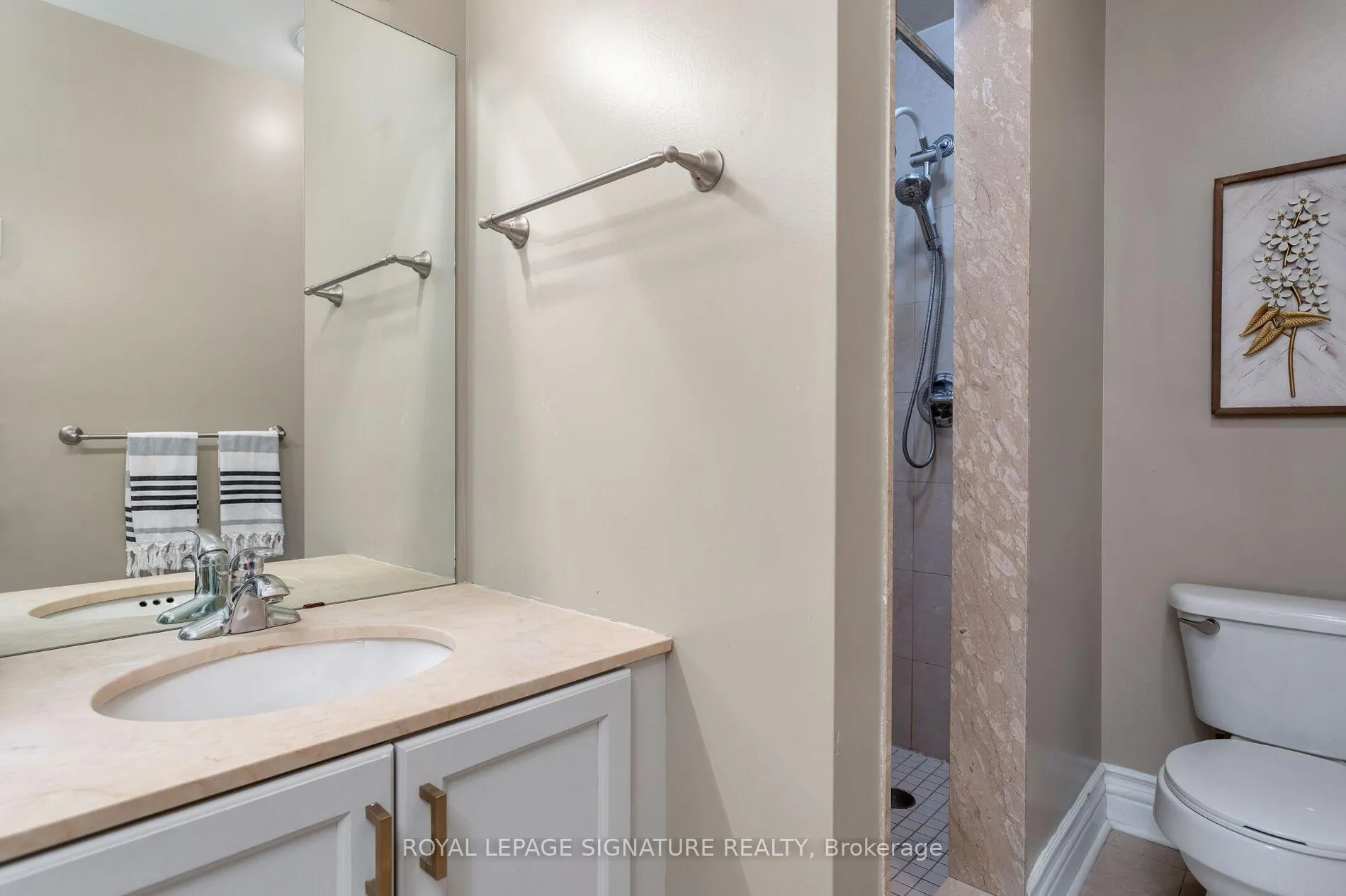 Photo 21 of Unit M8, 539 Jarvis Street, Toronto, North St. James Town — HOMEH