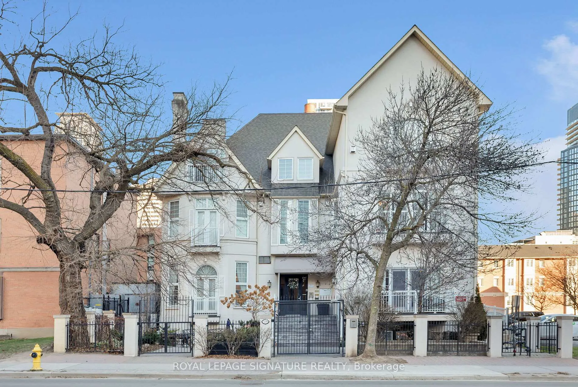 Photo 25 of Unit M8, 539 Jarvis Street, Toronto, North St. James Town — HOMEH