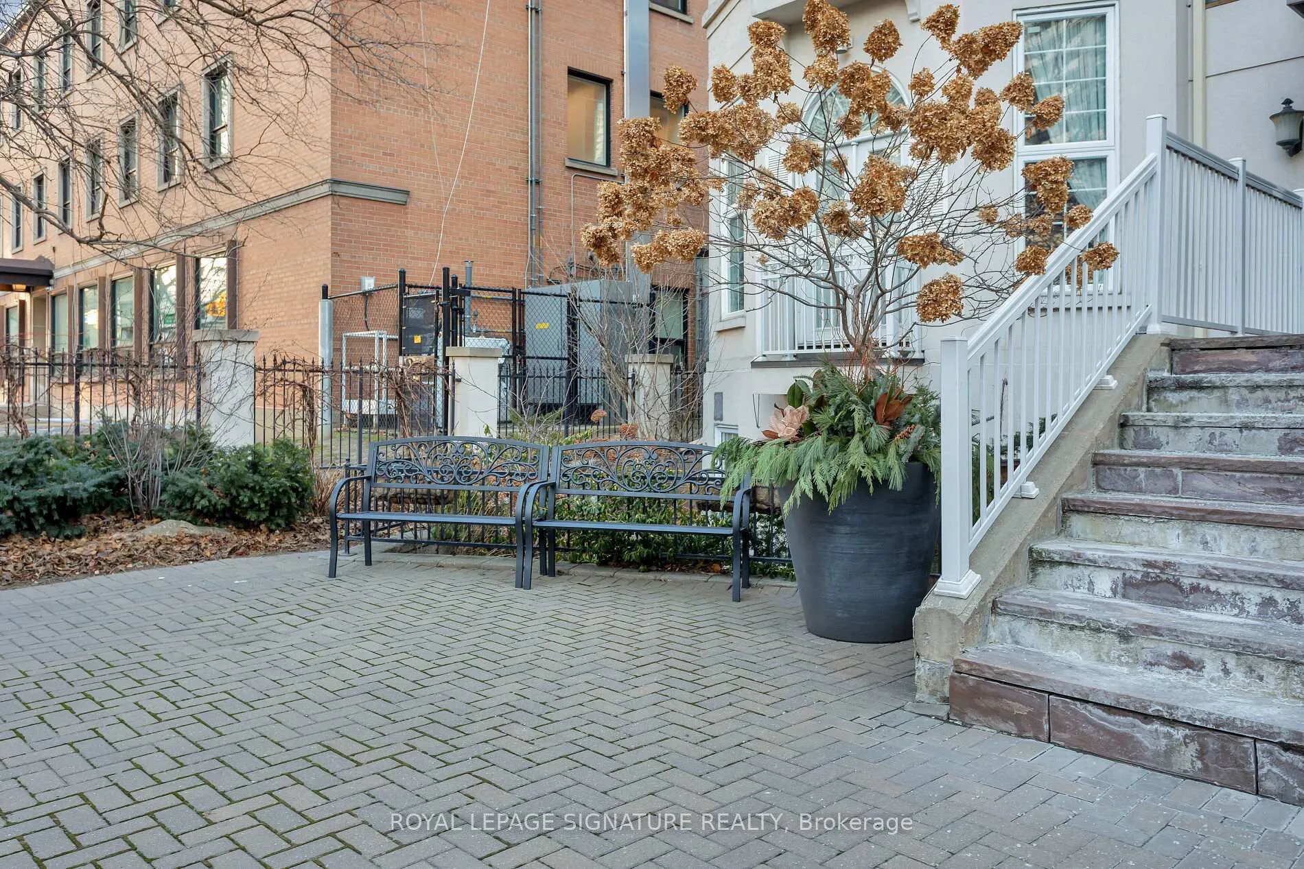 Photo 27 of Unit M8, 539 Jarvis Street, Toronto, North St. James Town — HOMEH