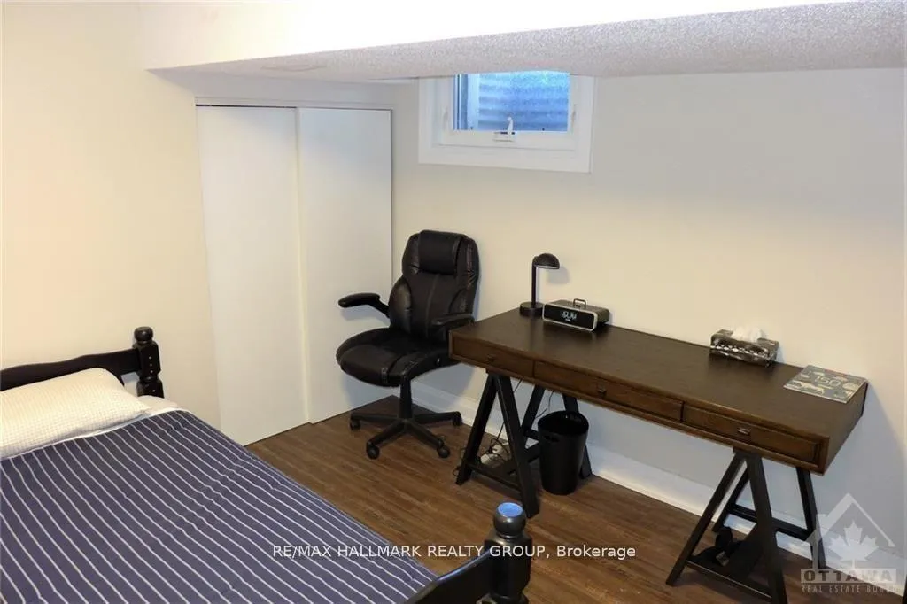 Photo 18 of 186 Balmoral Place, Ottawa, Faircrest Heights — HOMEH