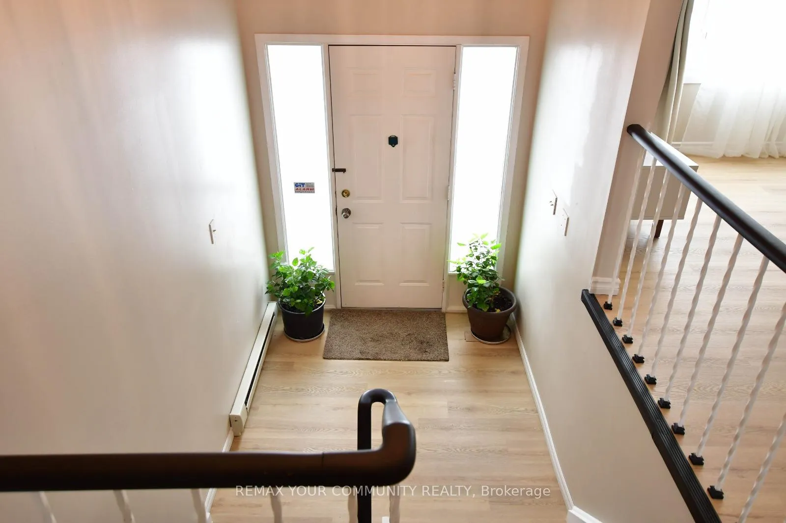 Photo 6 of 167 Little Avenue, Barrie, Allandale Heights — HOMEH