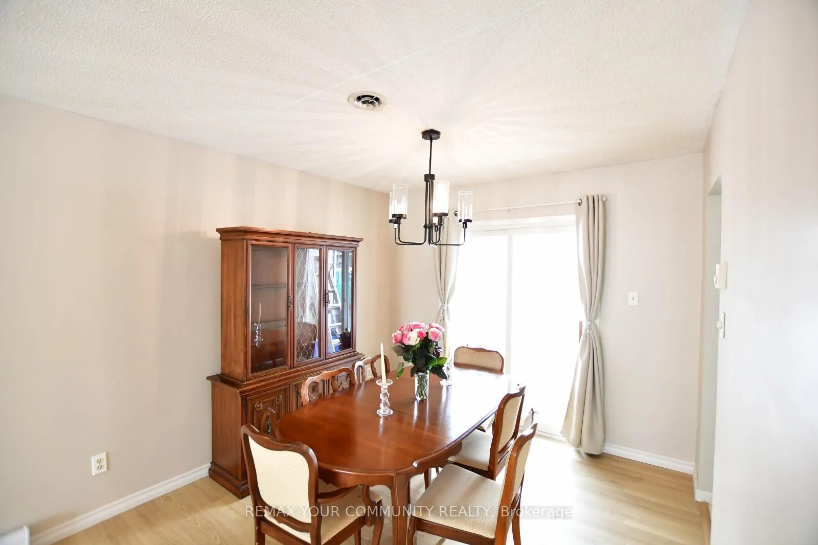 Photo 16 of 167 Little Avenue, Barrie, Allandale Heights — HOMEH