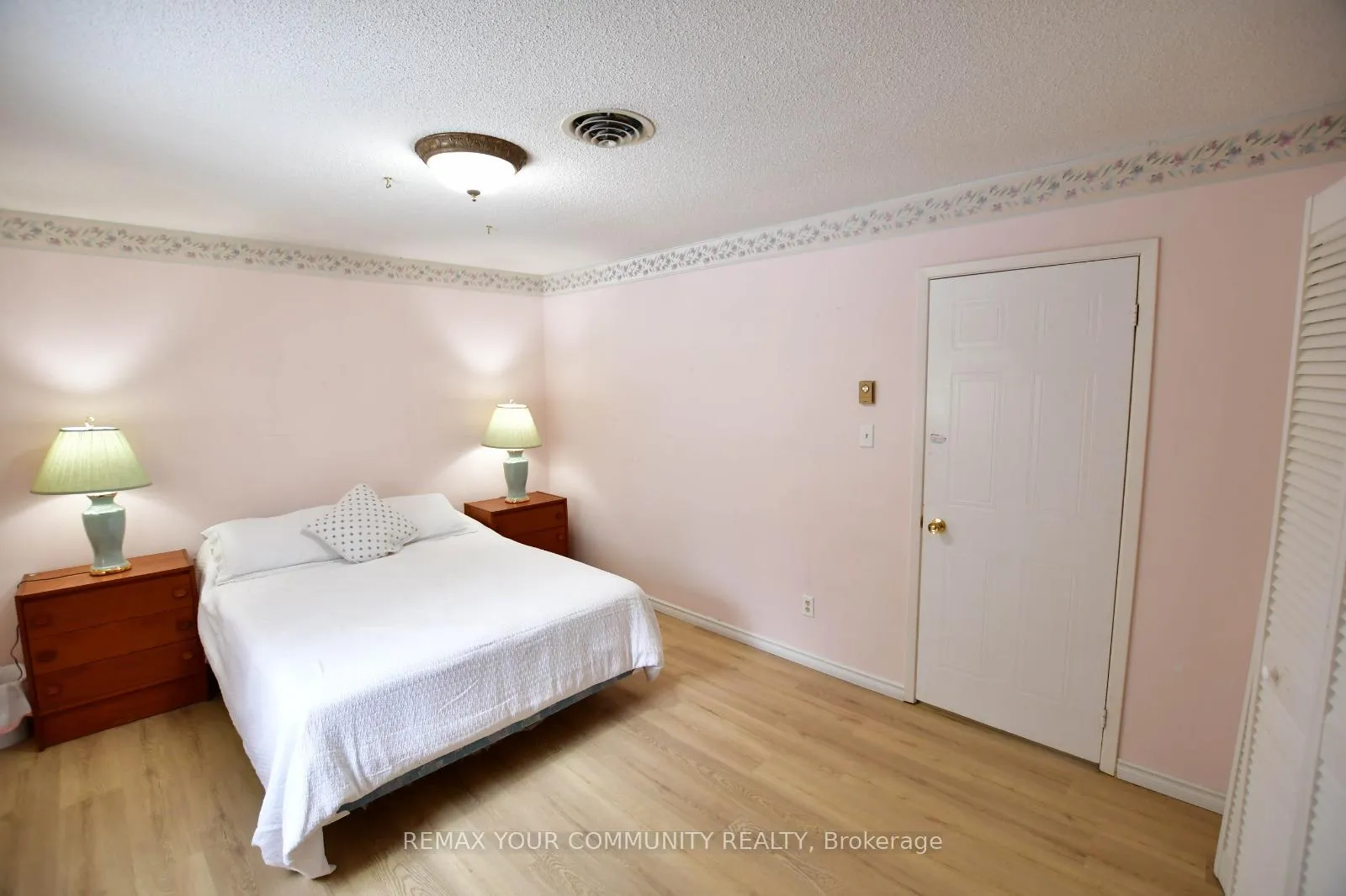 Photo 20 of 167 Little Avenue, Barrie, Allandale Heights — HOMEH