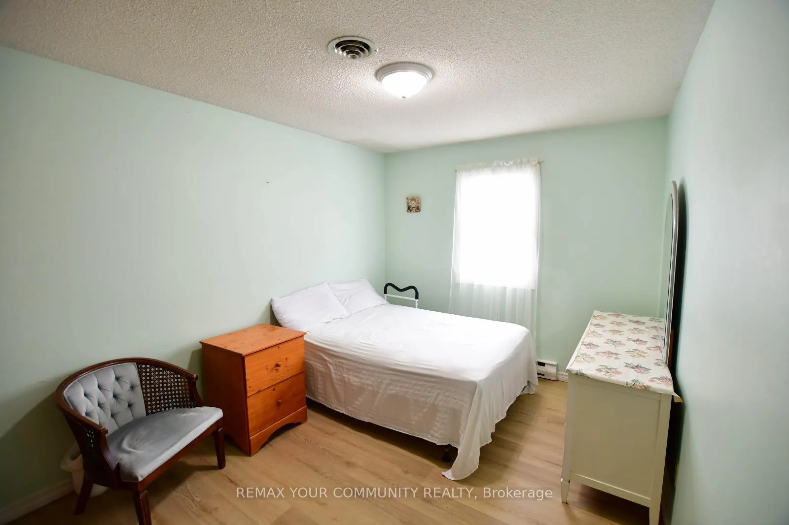 Photo 21 of 167 Little Avenue, Barrie, Allandale Heights — HOMEH