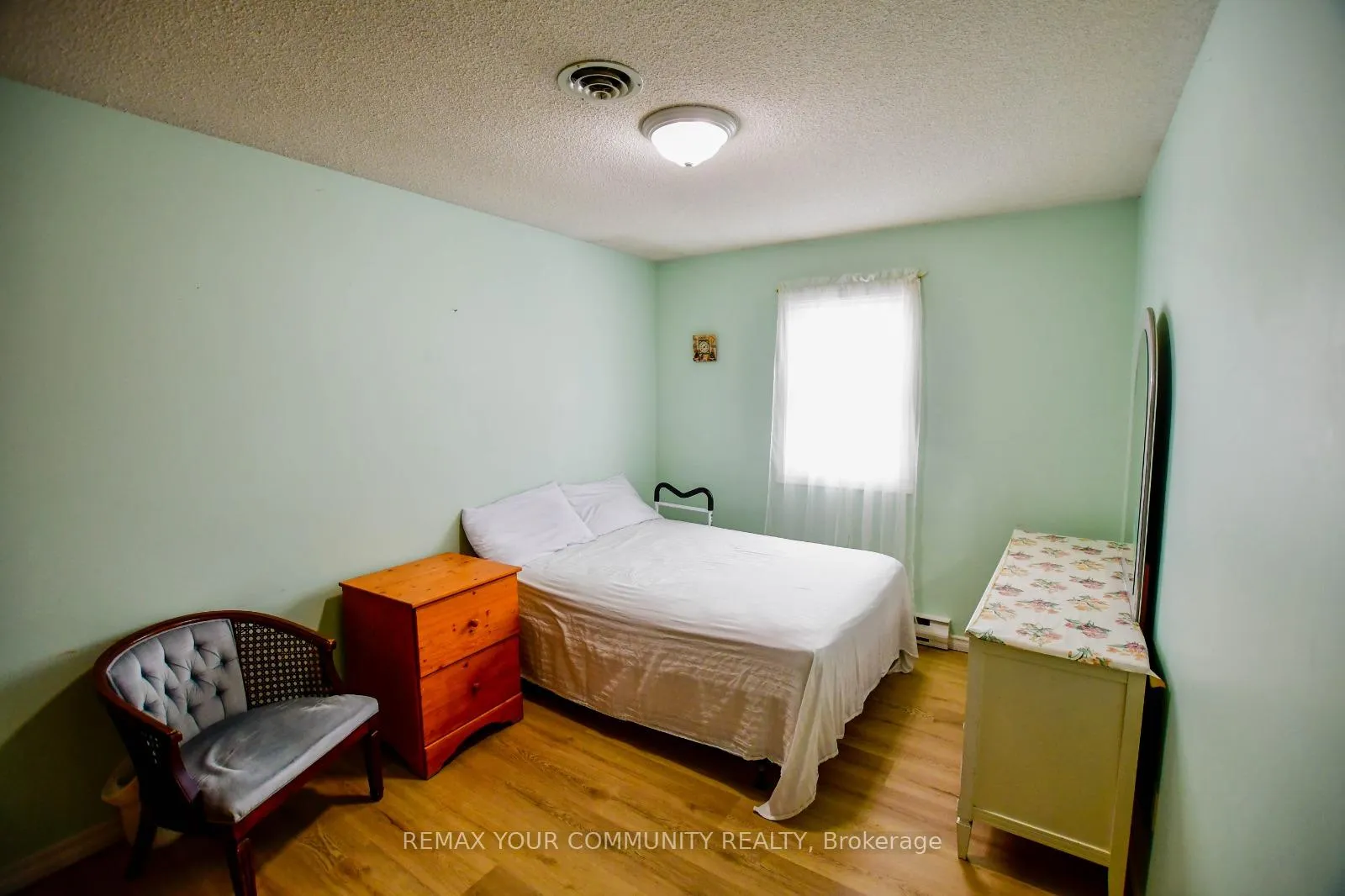 Photo 23 of 167 Little Avenue, Barrie, Allandale Heights — HOMEH