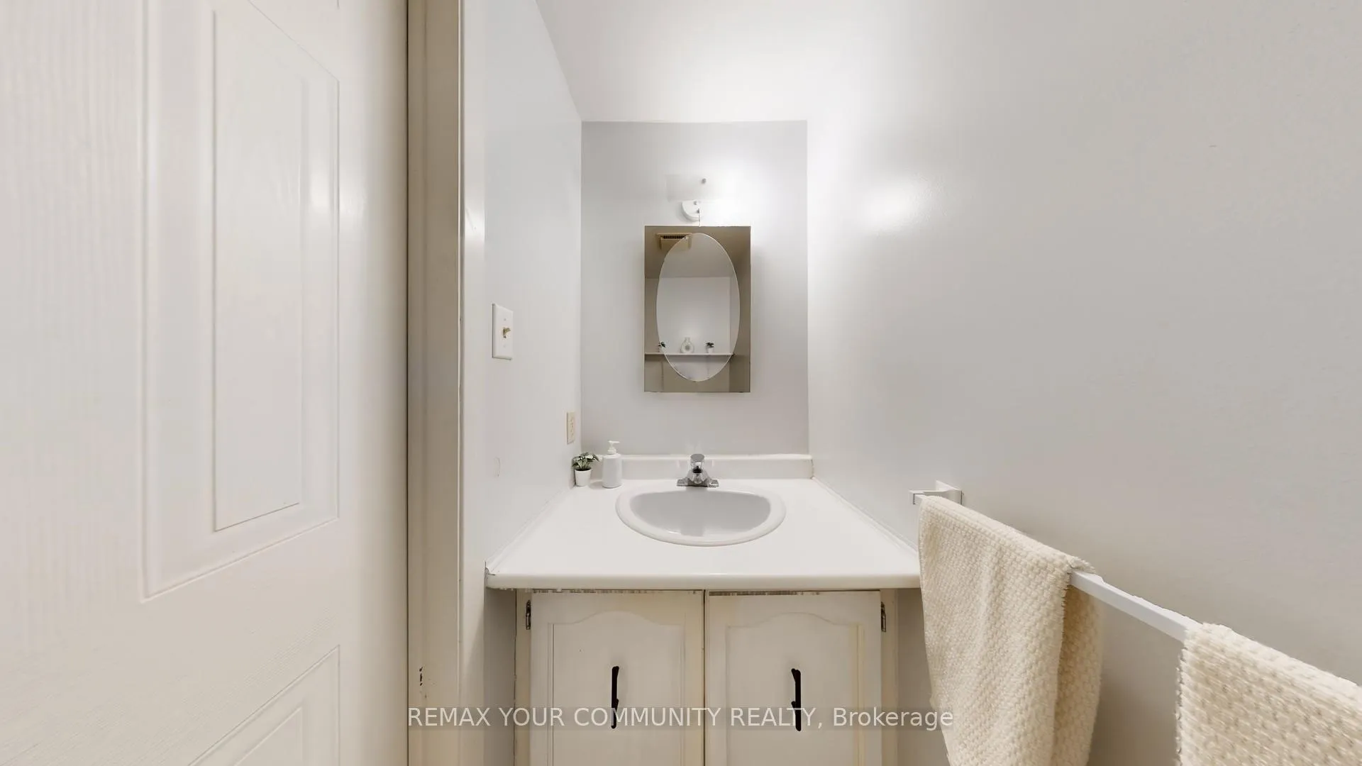 Photo 43 of 167 Little Avenue, Barrie, Allandale Heights — HOMEH