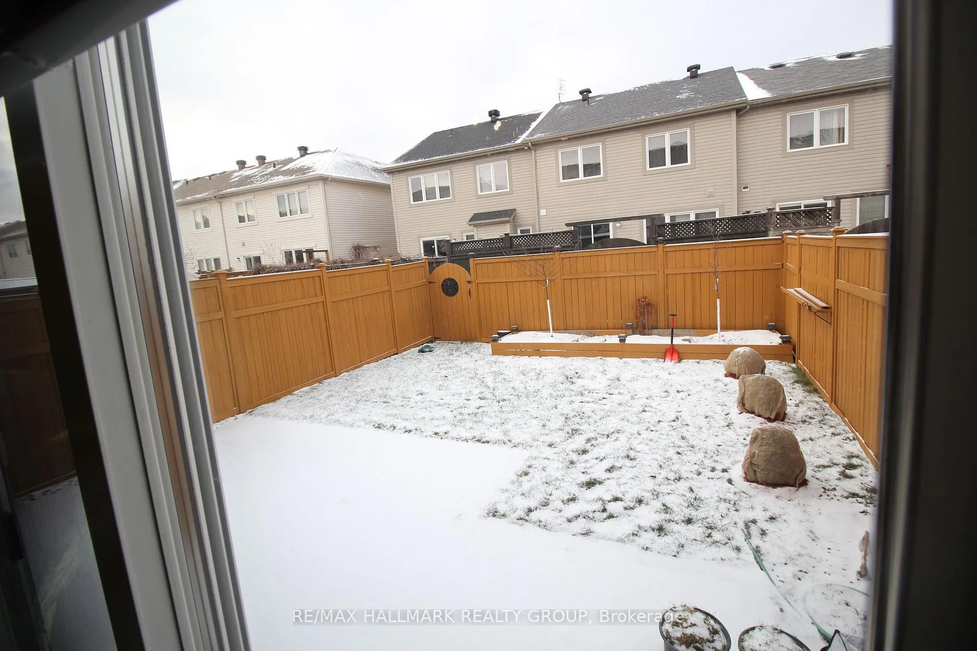 Photo 6 of 3617 Cambrian Road, Ottawa, Barrhaven - Half Moon Bay — HOMEH