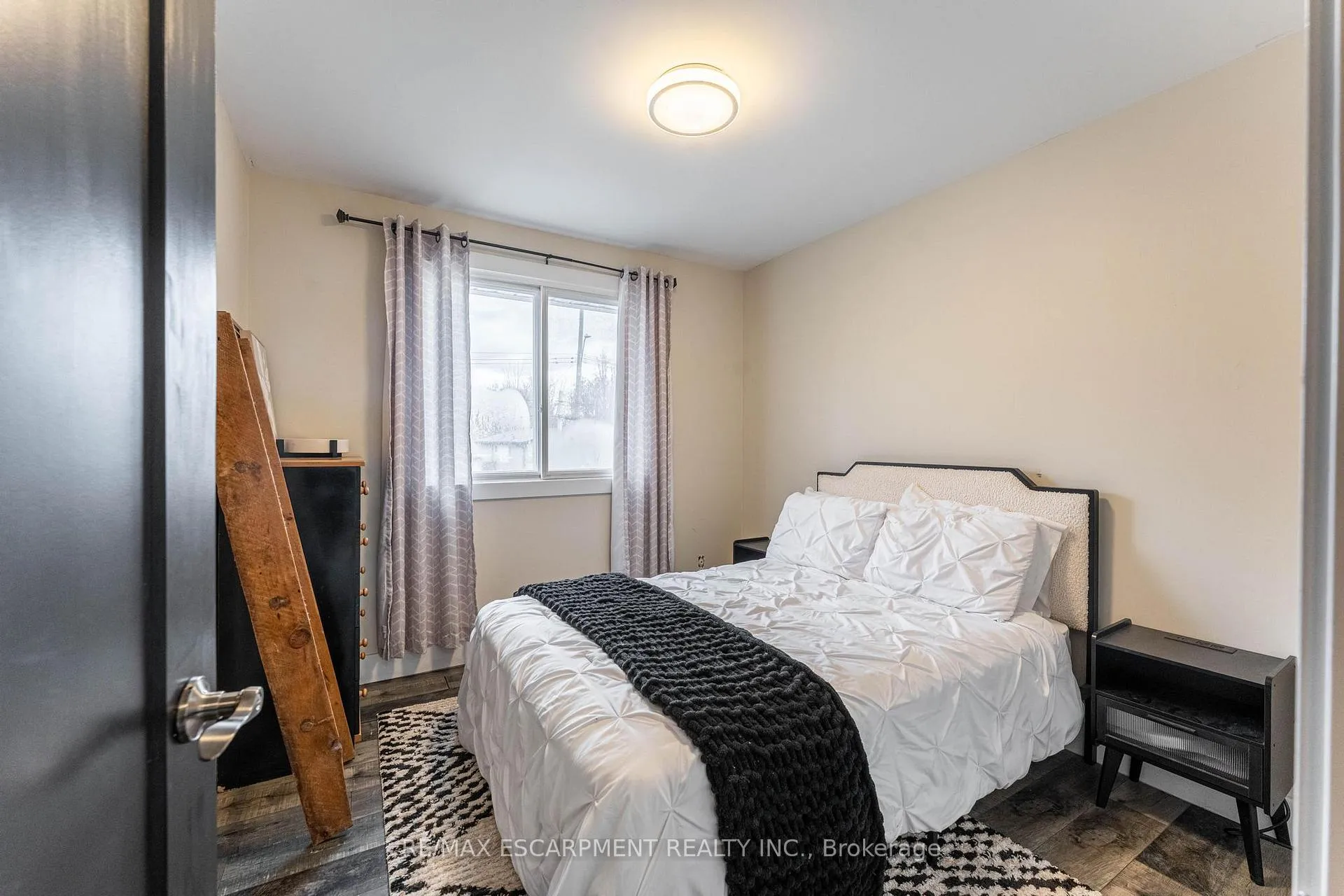 Photo 16 of 55 Juanita Drive, Hamilton, Westcliffe — HOMEH