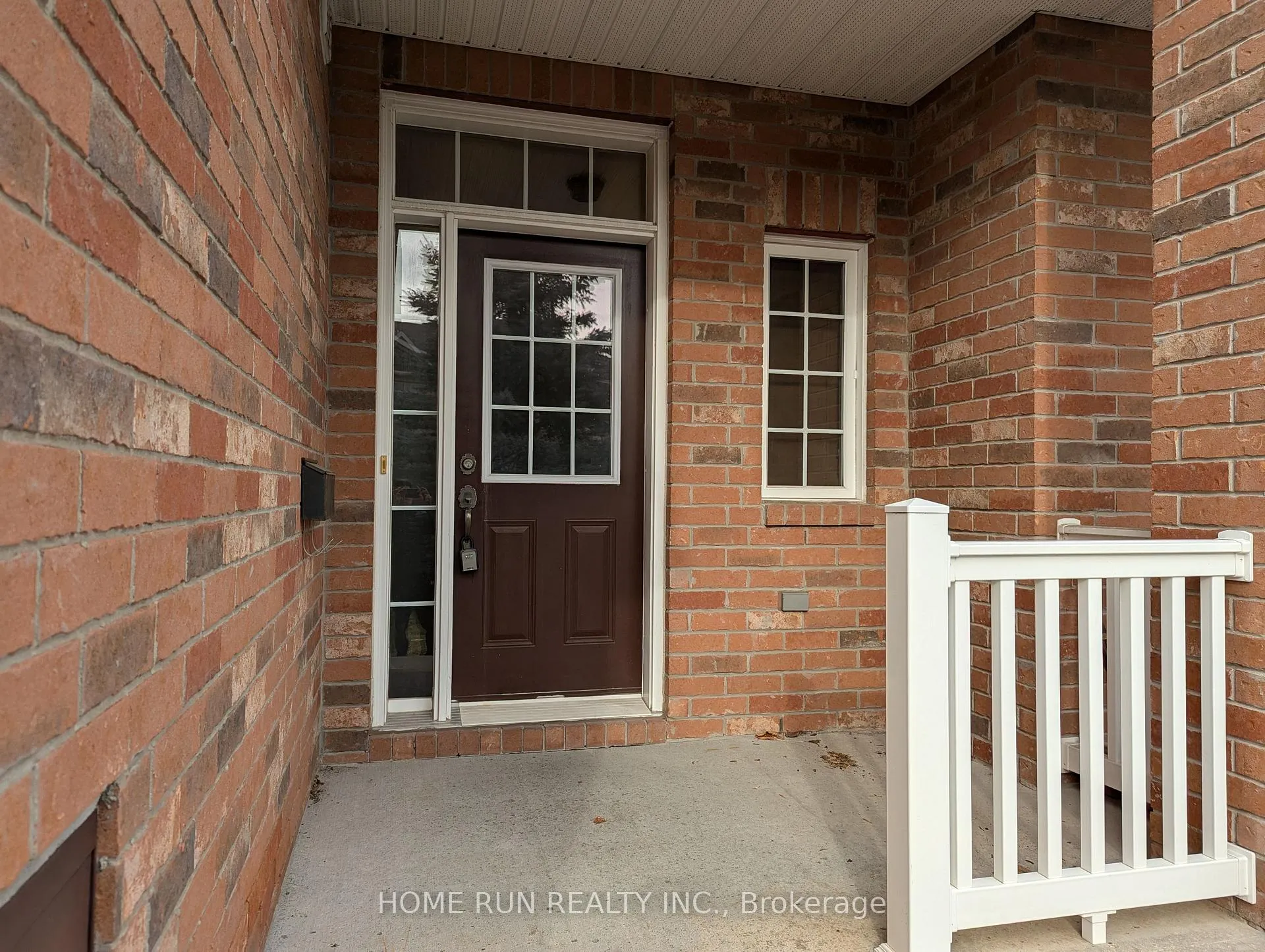Photo 3 of 762 Bowercrest Crescent, Ottawa, Riverside South/Gloucester Glen — HOMEH