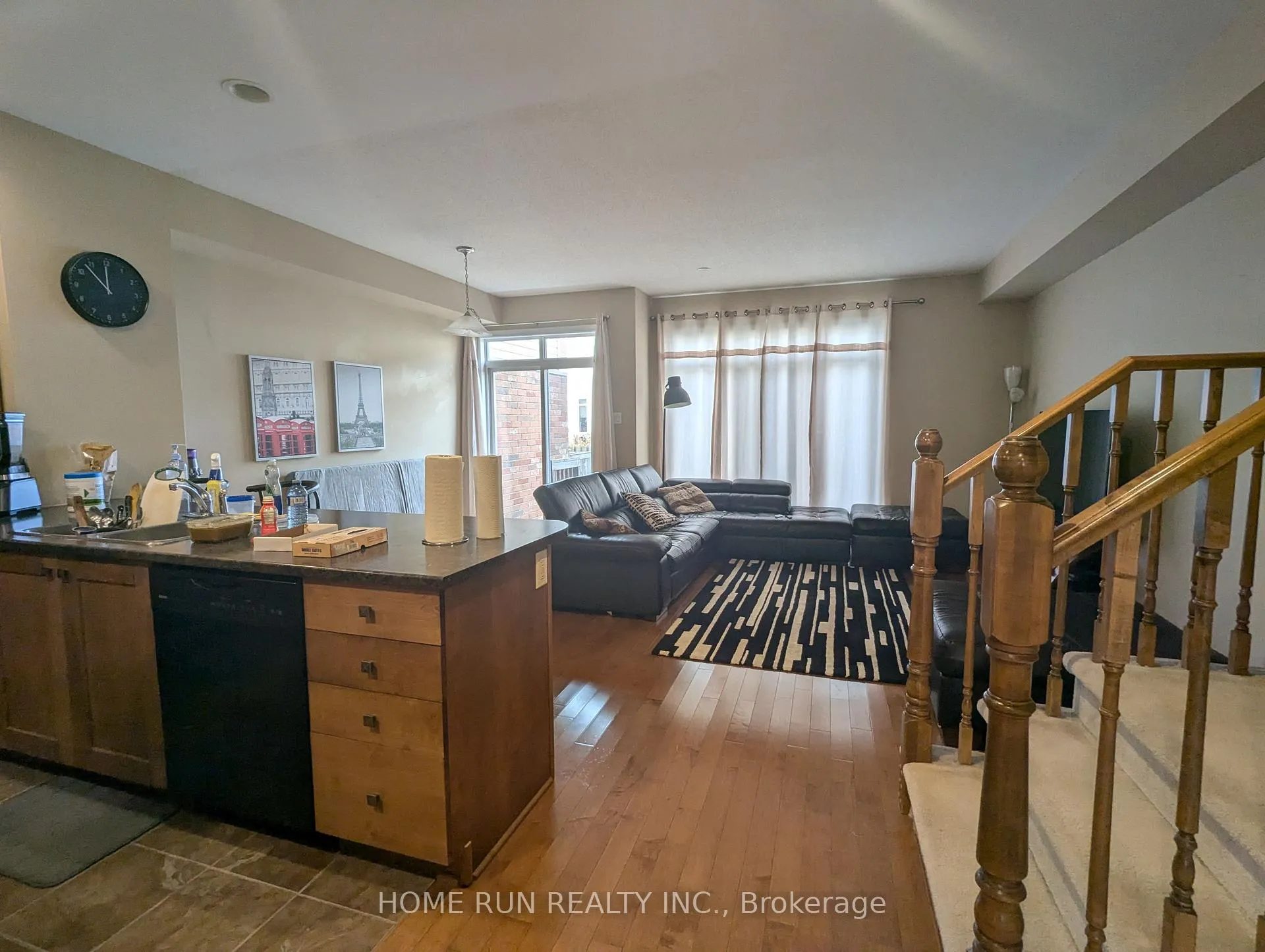 Photo 4 of 762 Bowercrest Crescent, Ottawa, Riverside South/Gloucester Glen — HOMEH