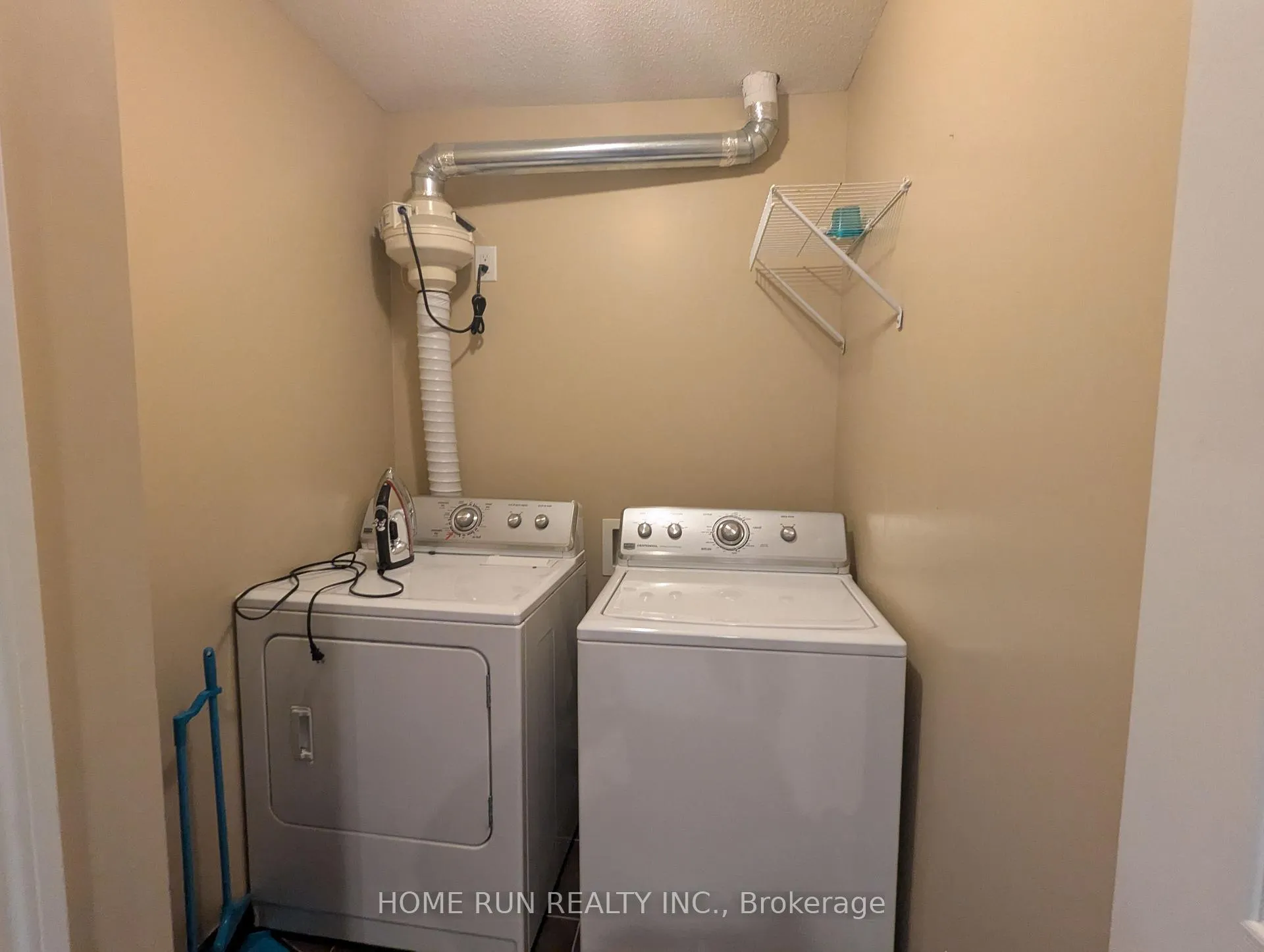 Photo 9 of 762 Bowercrest Crescent, Ottawa, Riverside South/Gloucester Glen — HOMEH